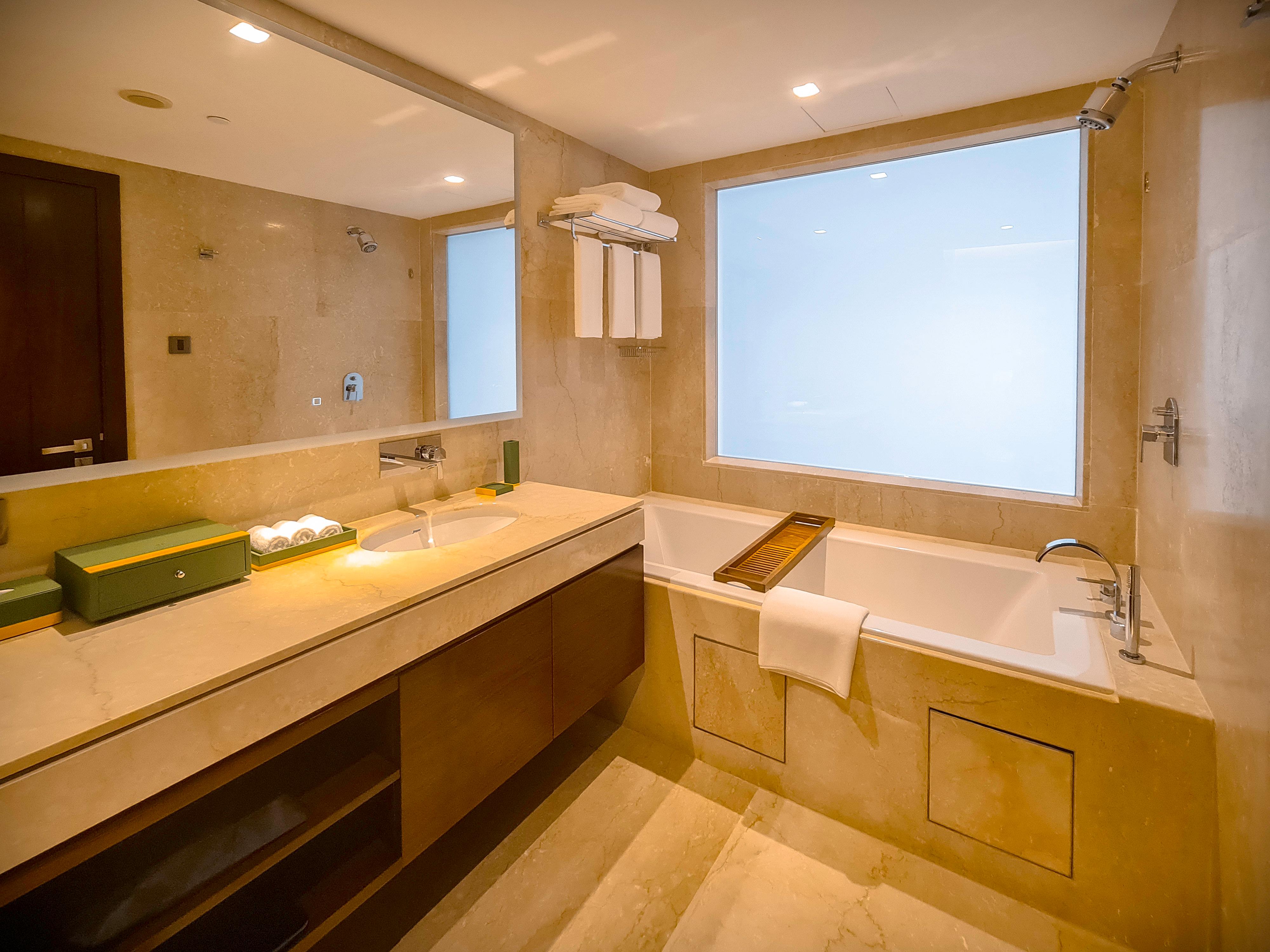 Double King Bed Non Smoking