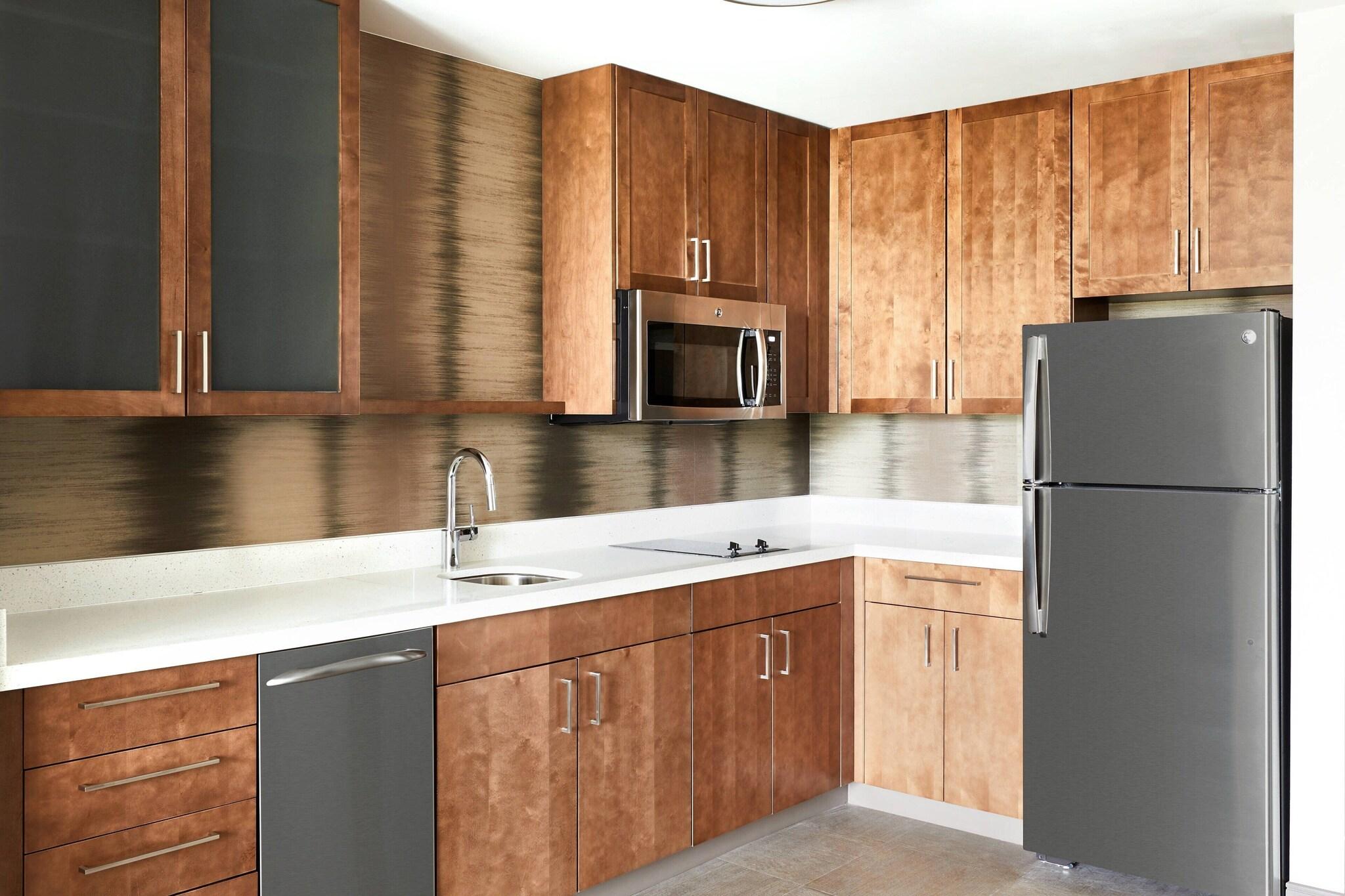 Suite King Bed One Bedroom 