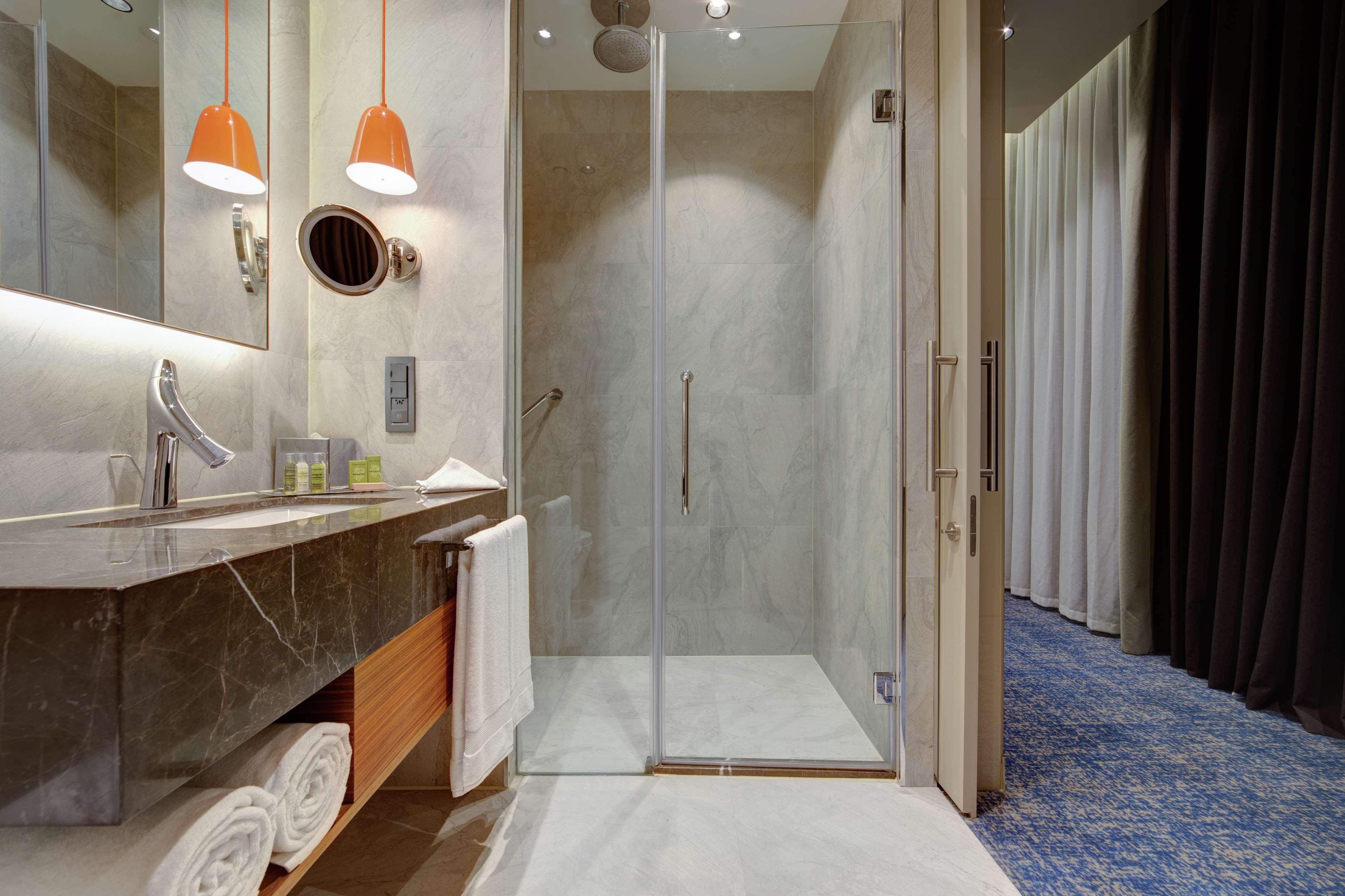 Double Guest Room King Bed