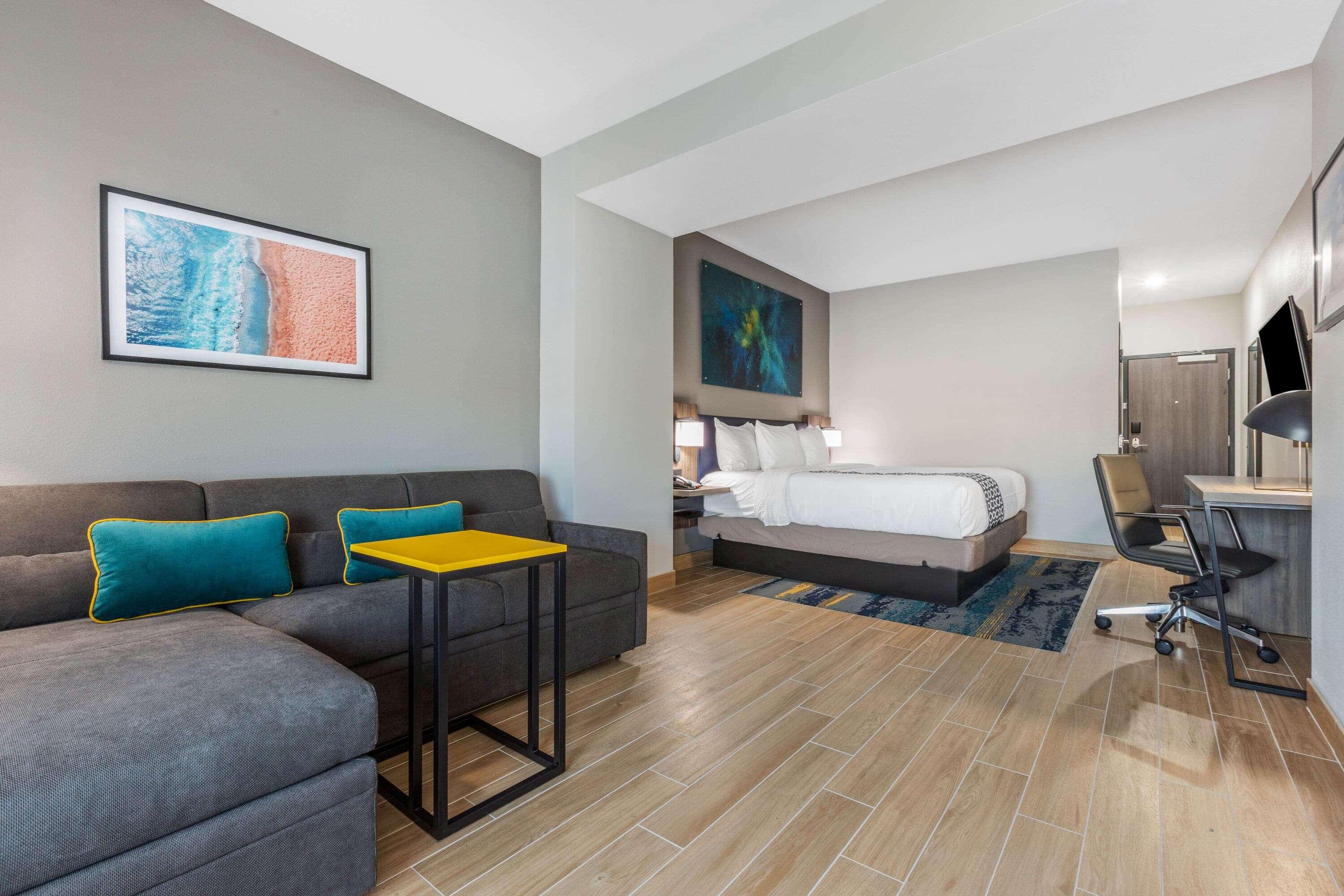 Room Deluxe King Bed