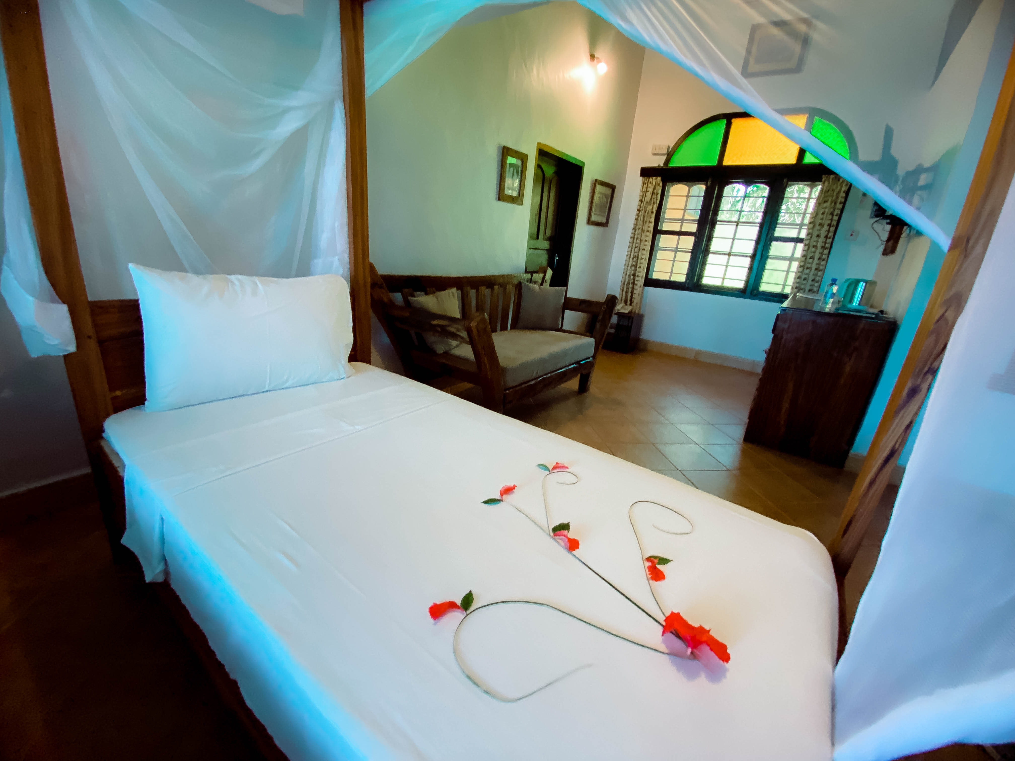 Double Three Bedrooms One Bathroom