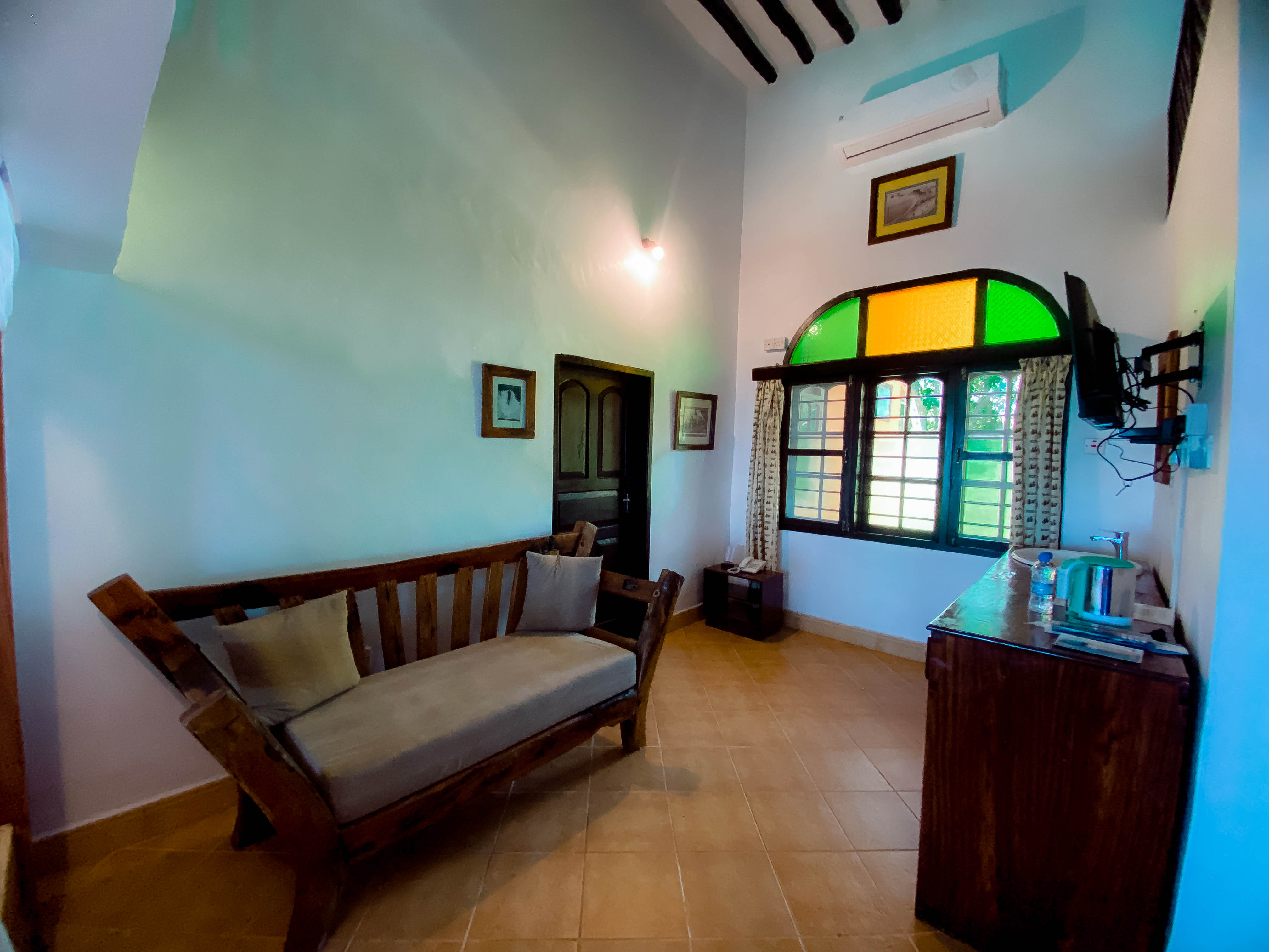 Double Three Bedrooms One Bathroom