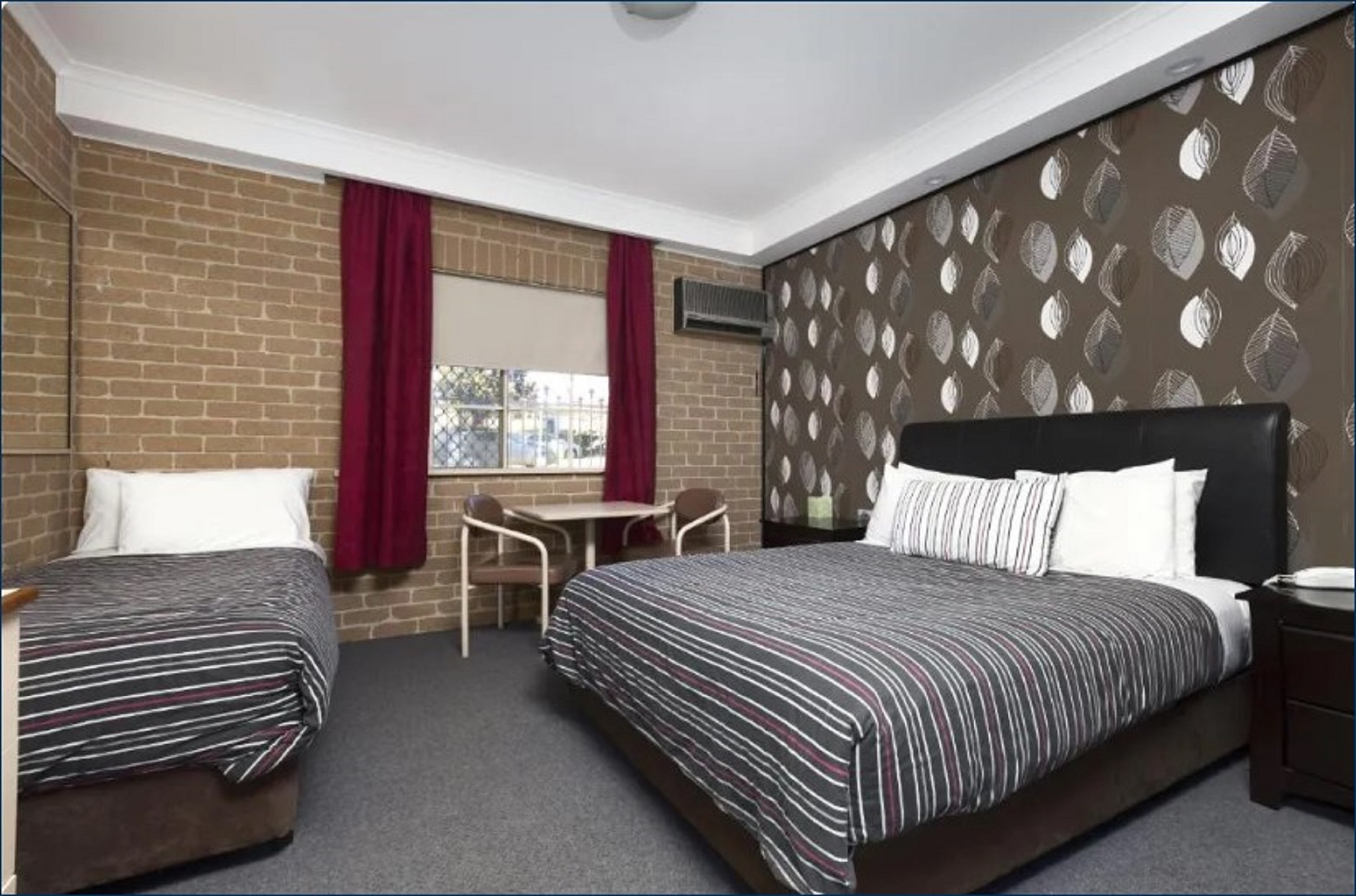 Triple Deluxe Queen Bed