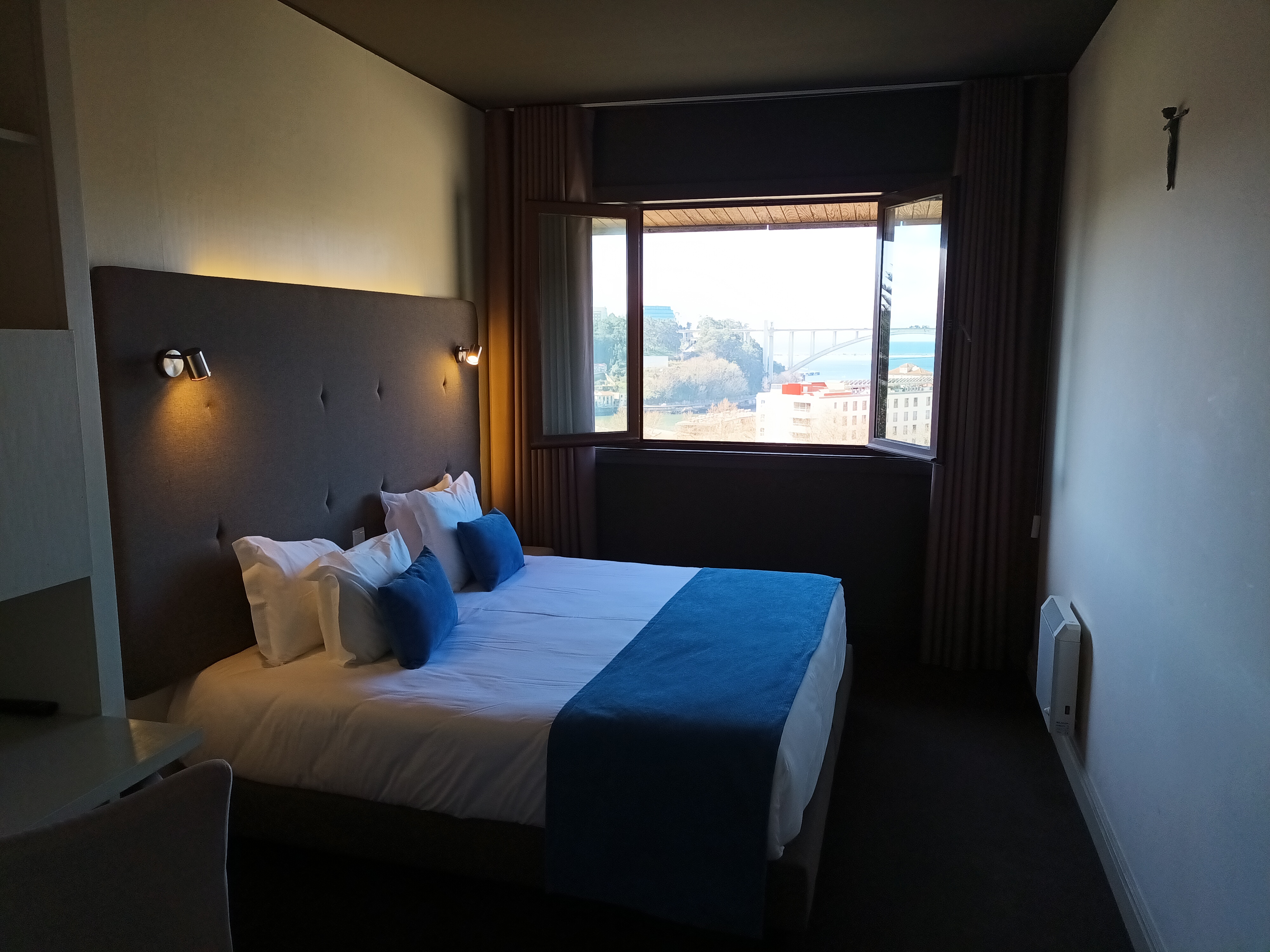 Double or Twin Deluxe Sea View