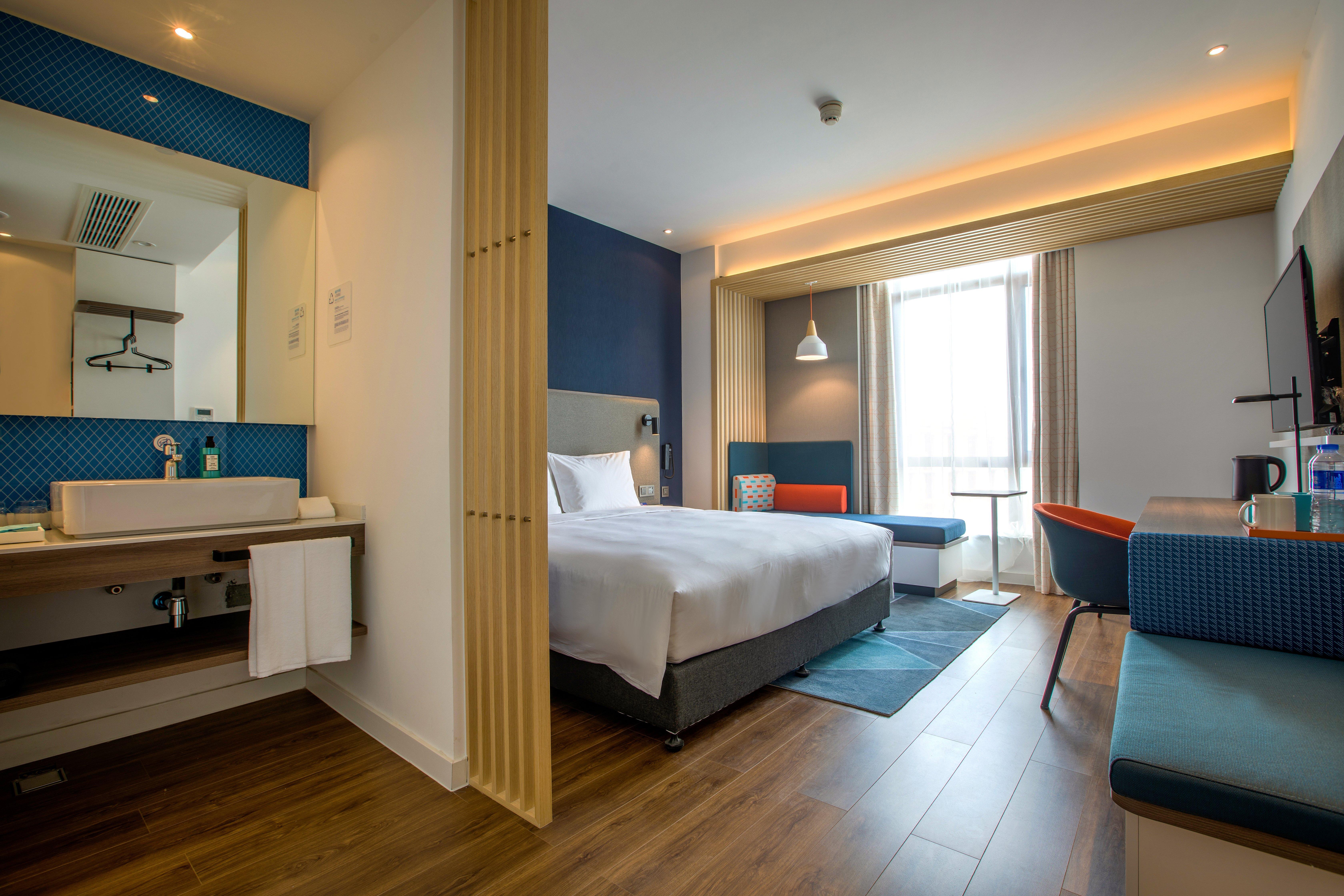 Double King Size Bed