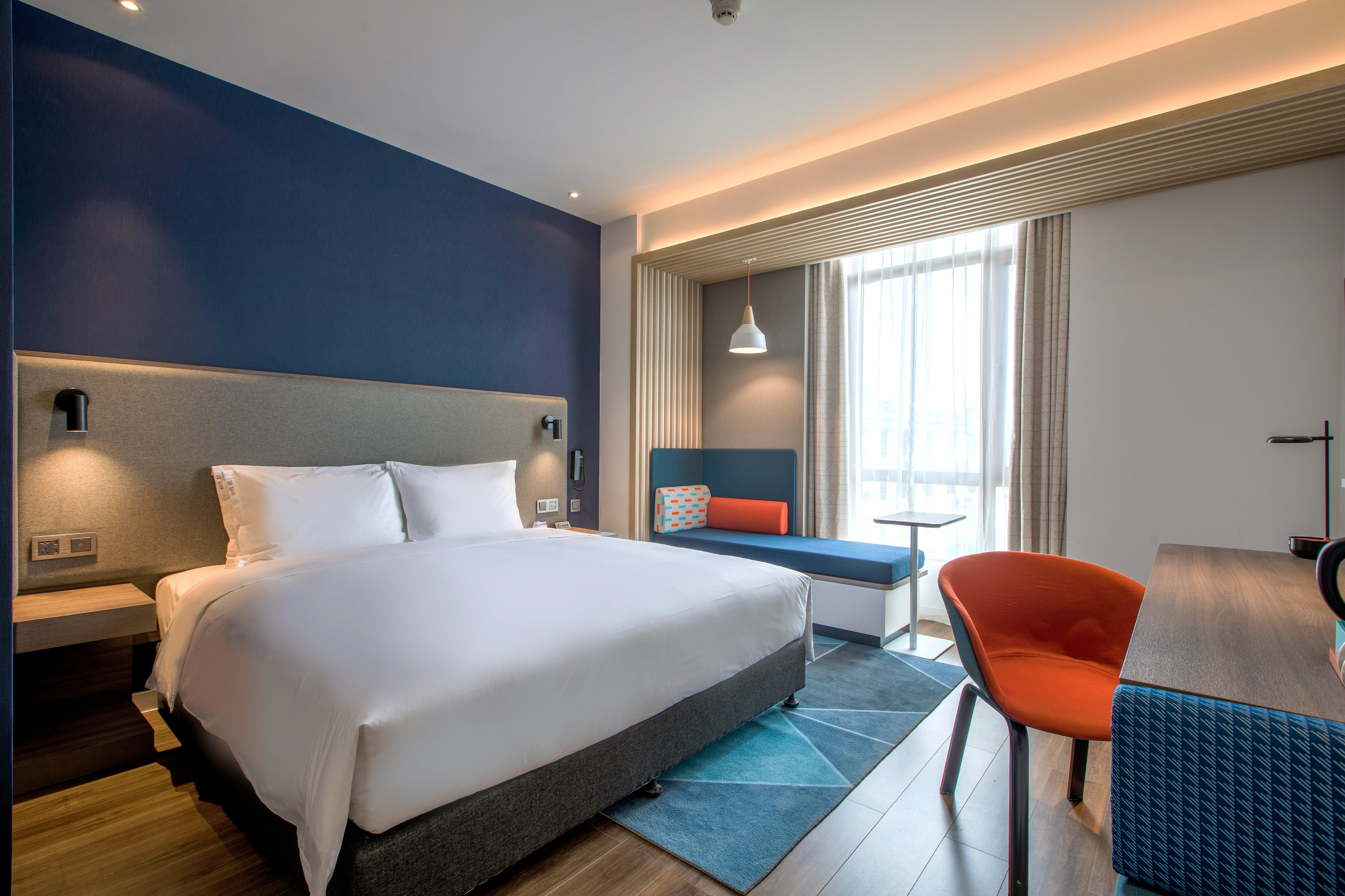 Double King Size Bed