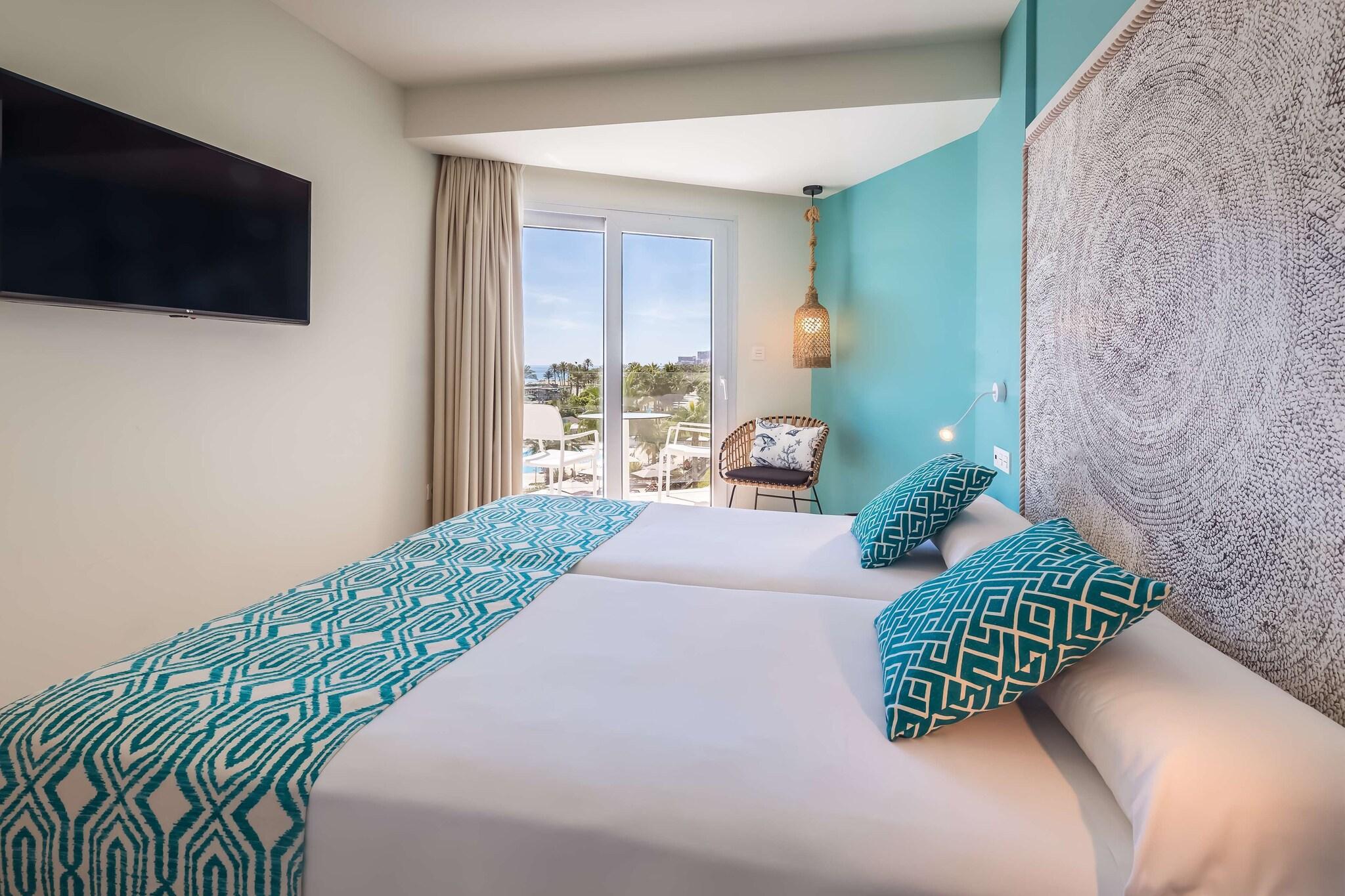 Double Partial Sea View