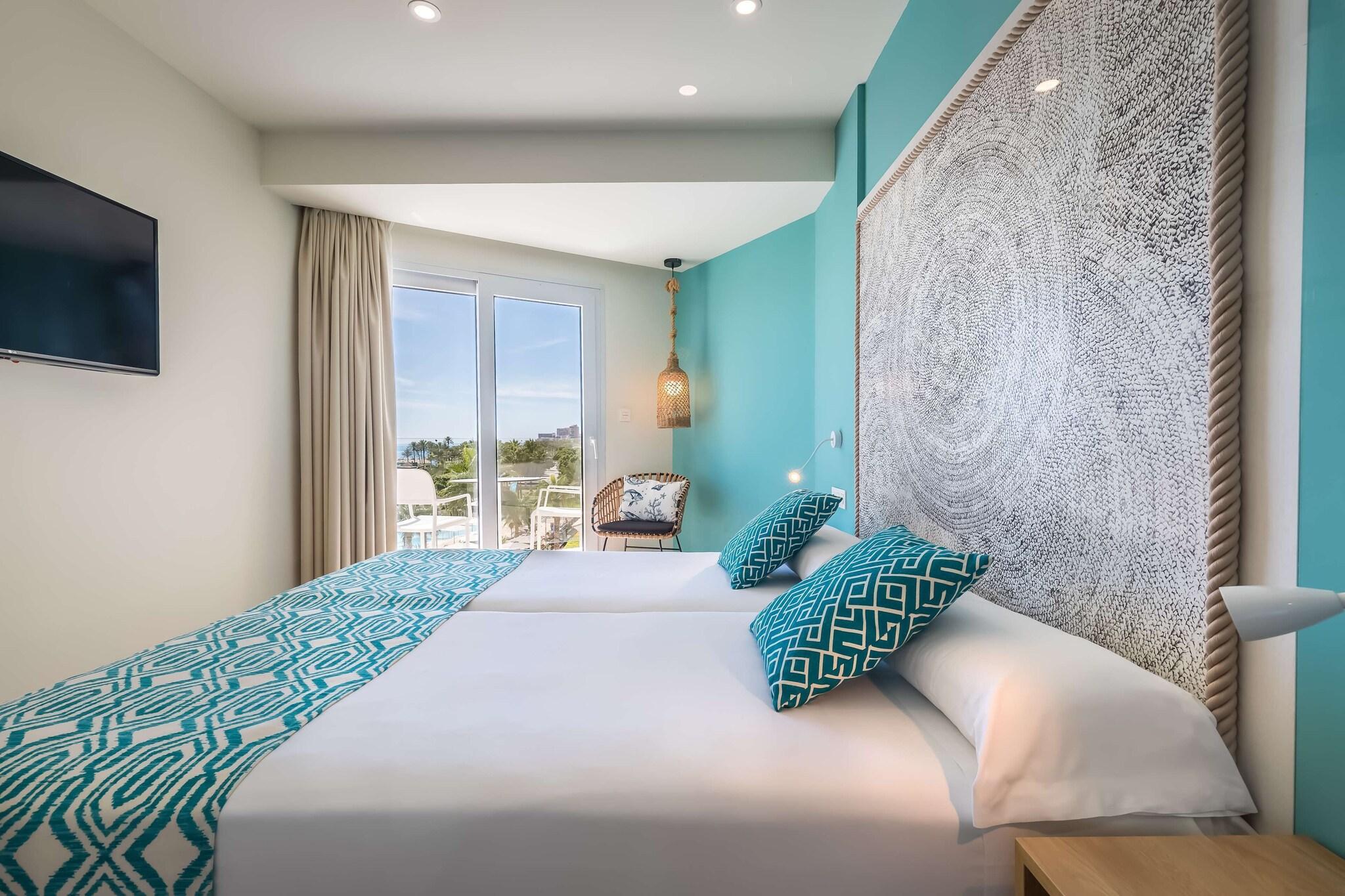 Double Partial Sea View