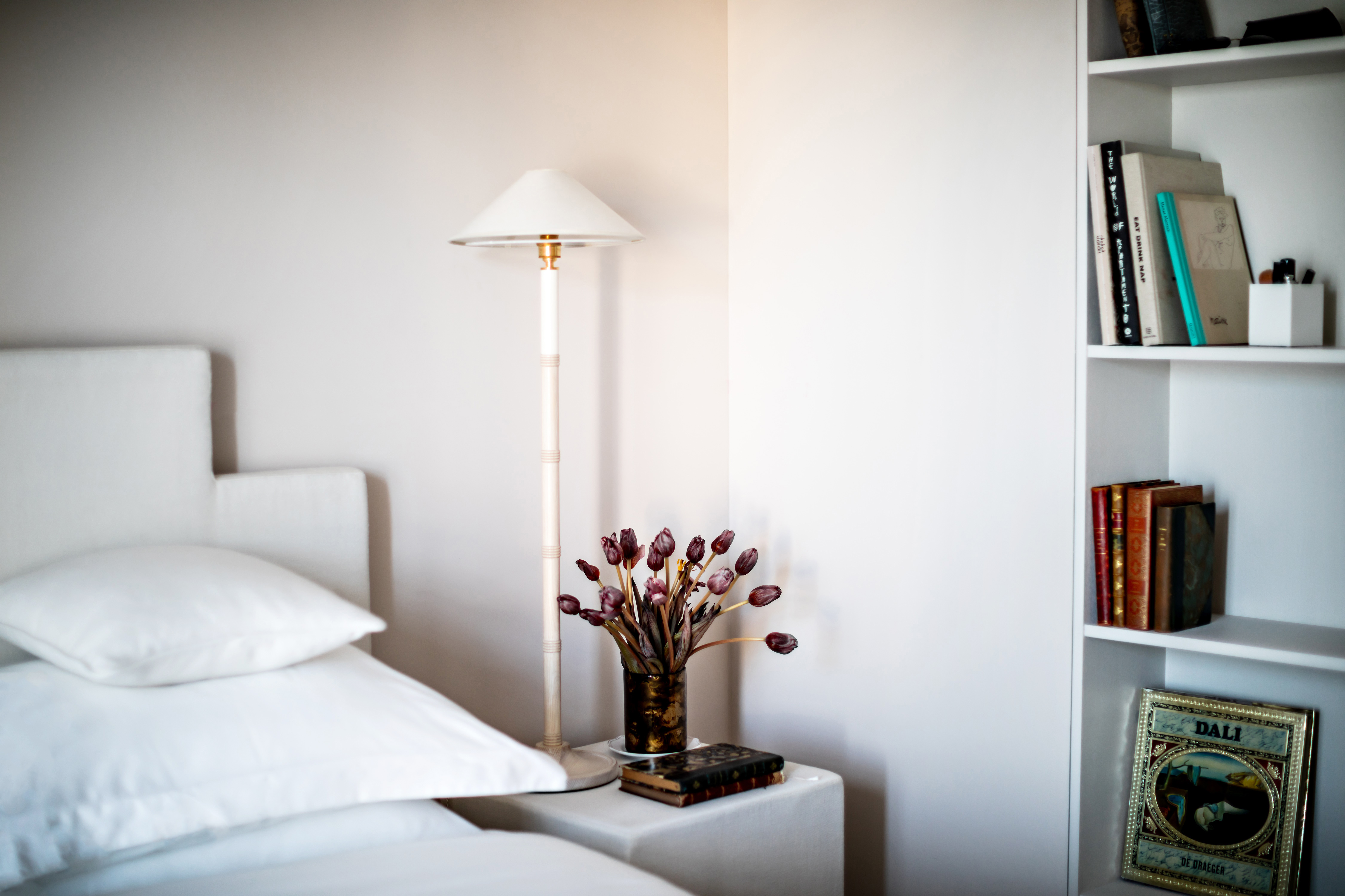 Double Executive Queen Bed