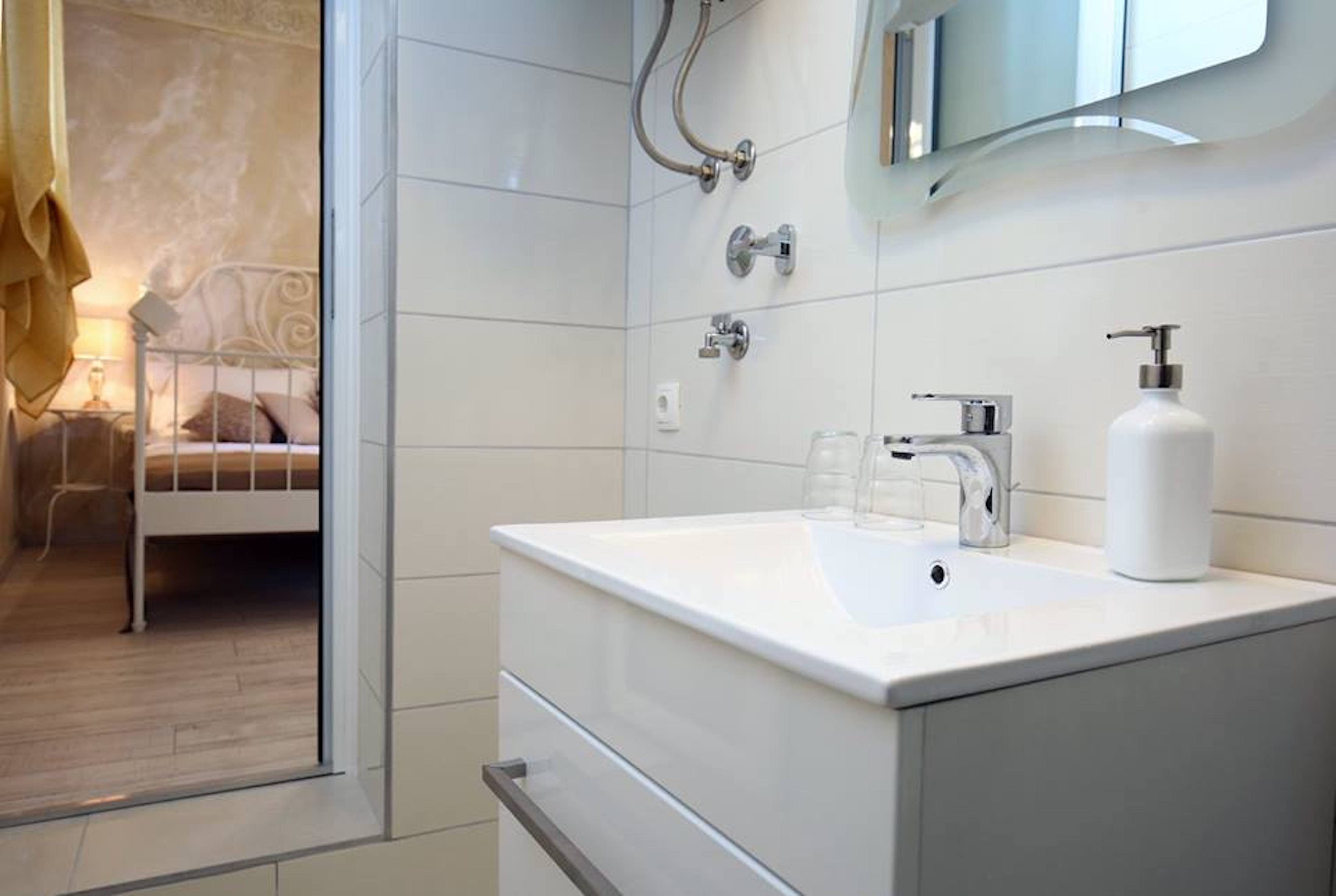 Double Superior King Bed