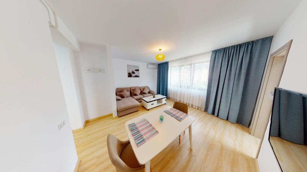 Apartment King Size Bed