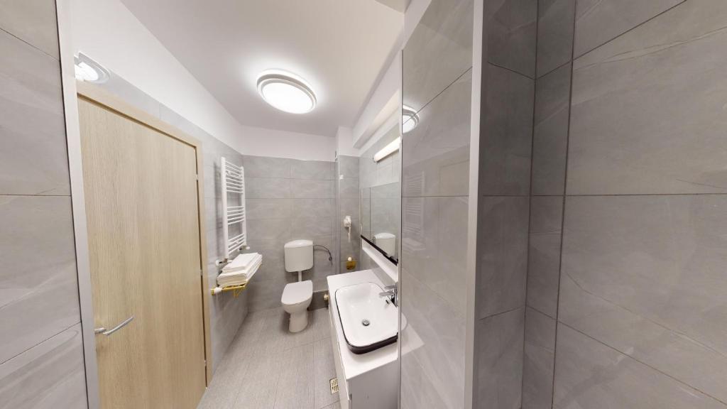 Apartment Without Balcony