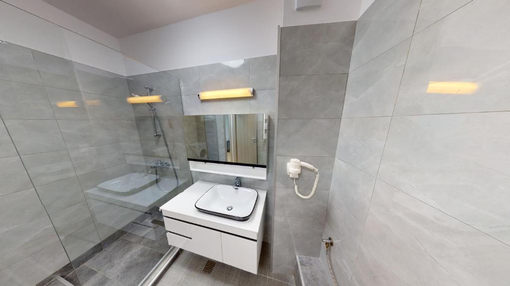 Apartment Without Balcony