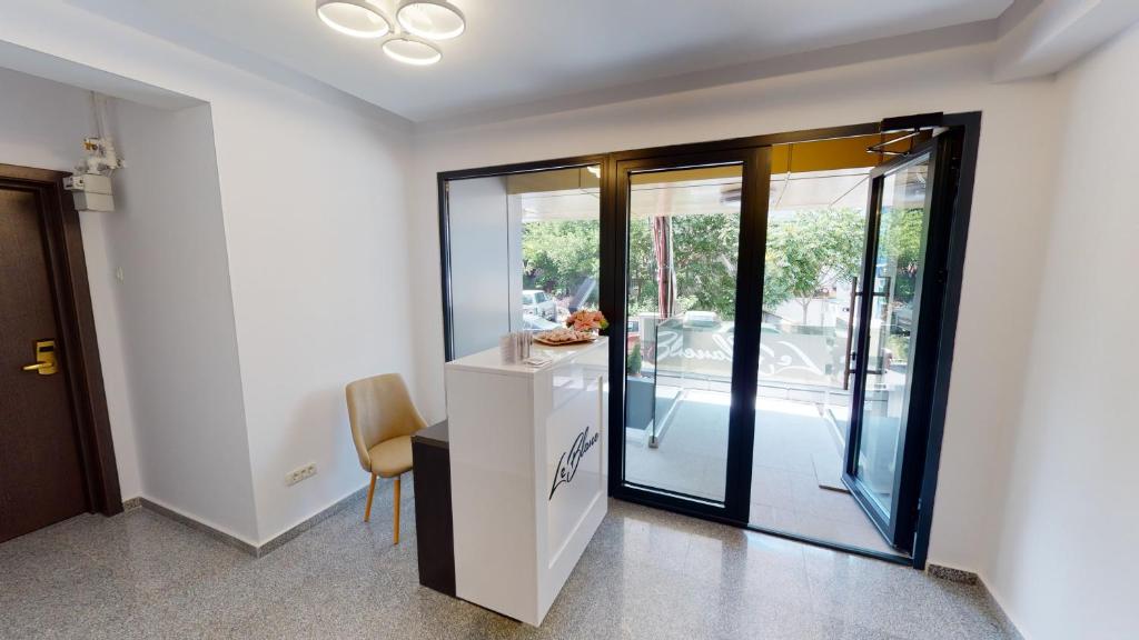 Junior Suite with Balcony