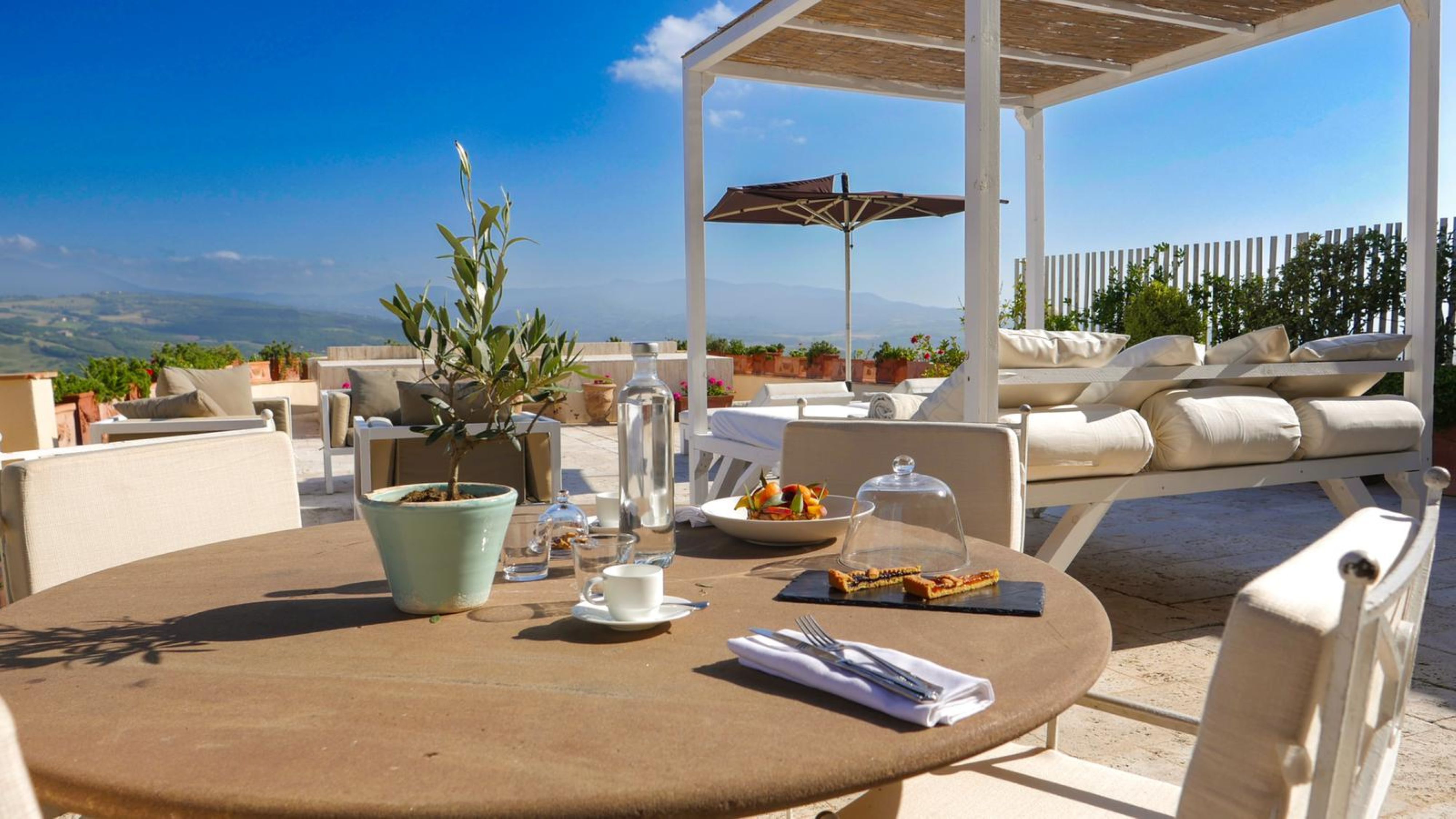 Suite Deluxe with Private Pool