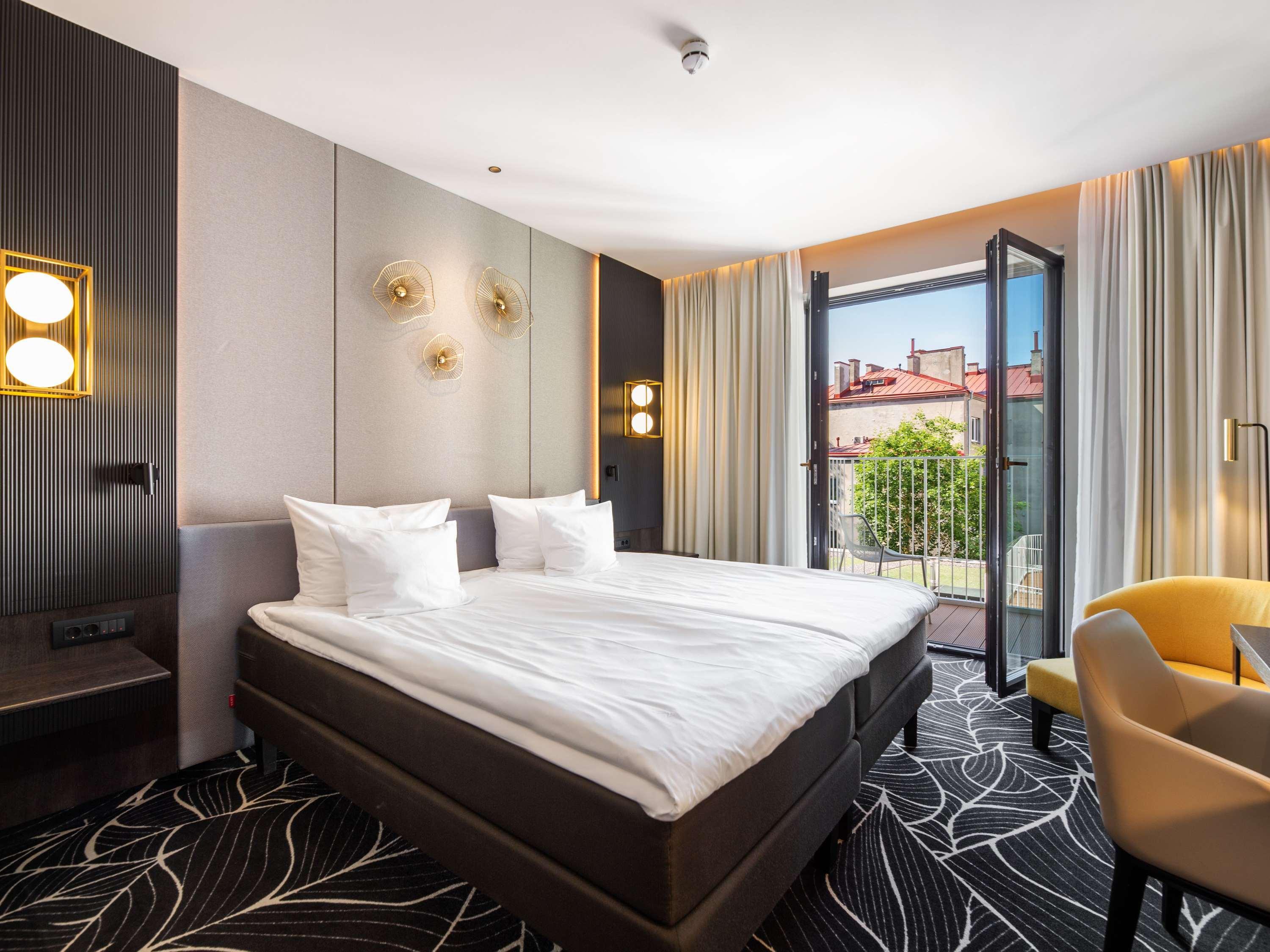 Double Deluxe with Balcony