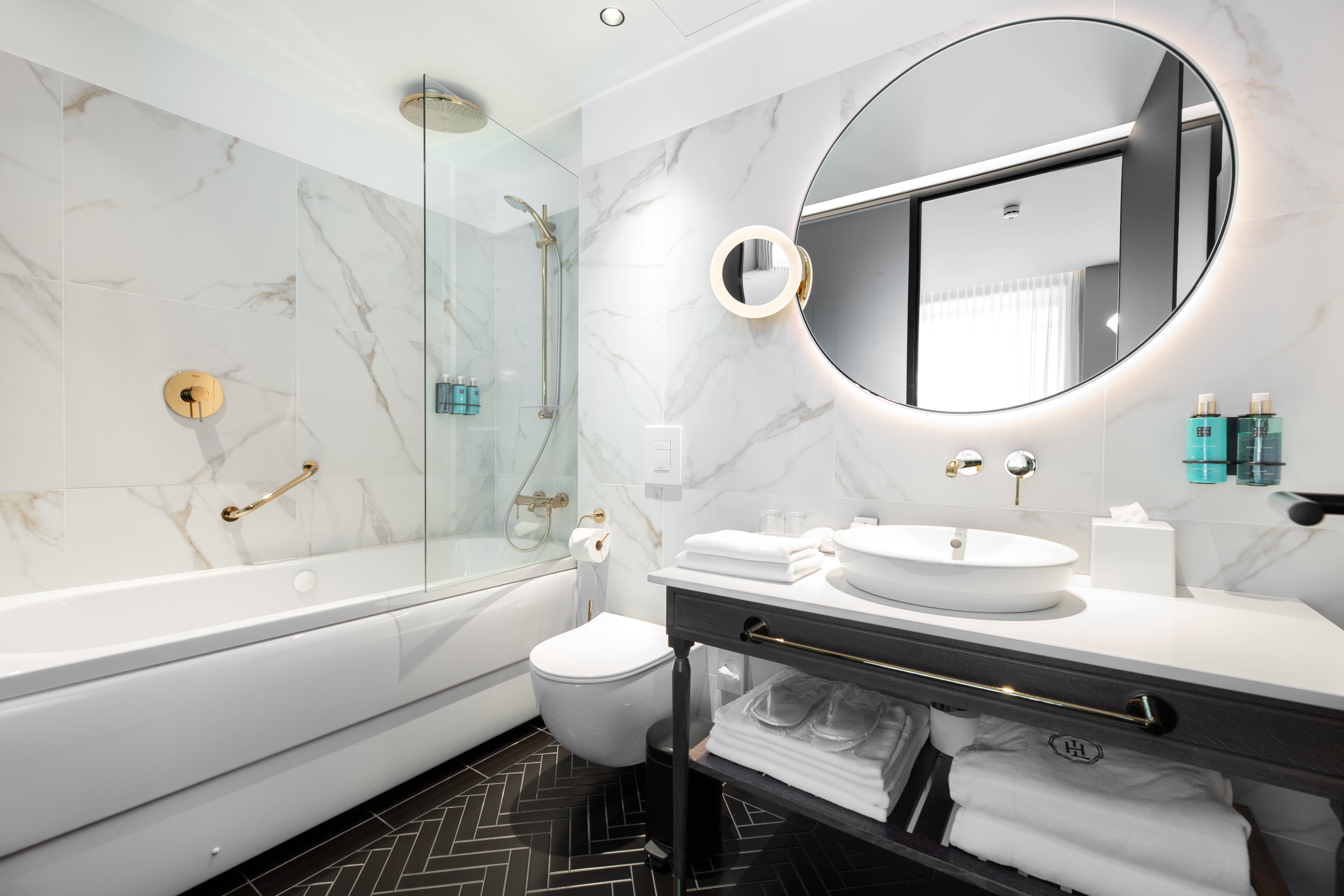 Double Superior with Balcony