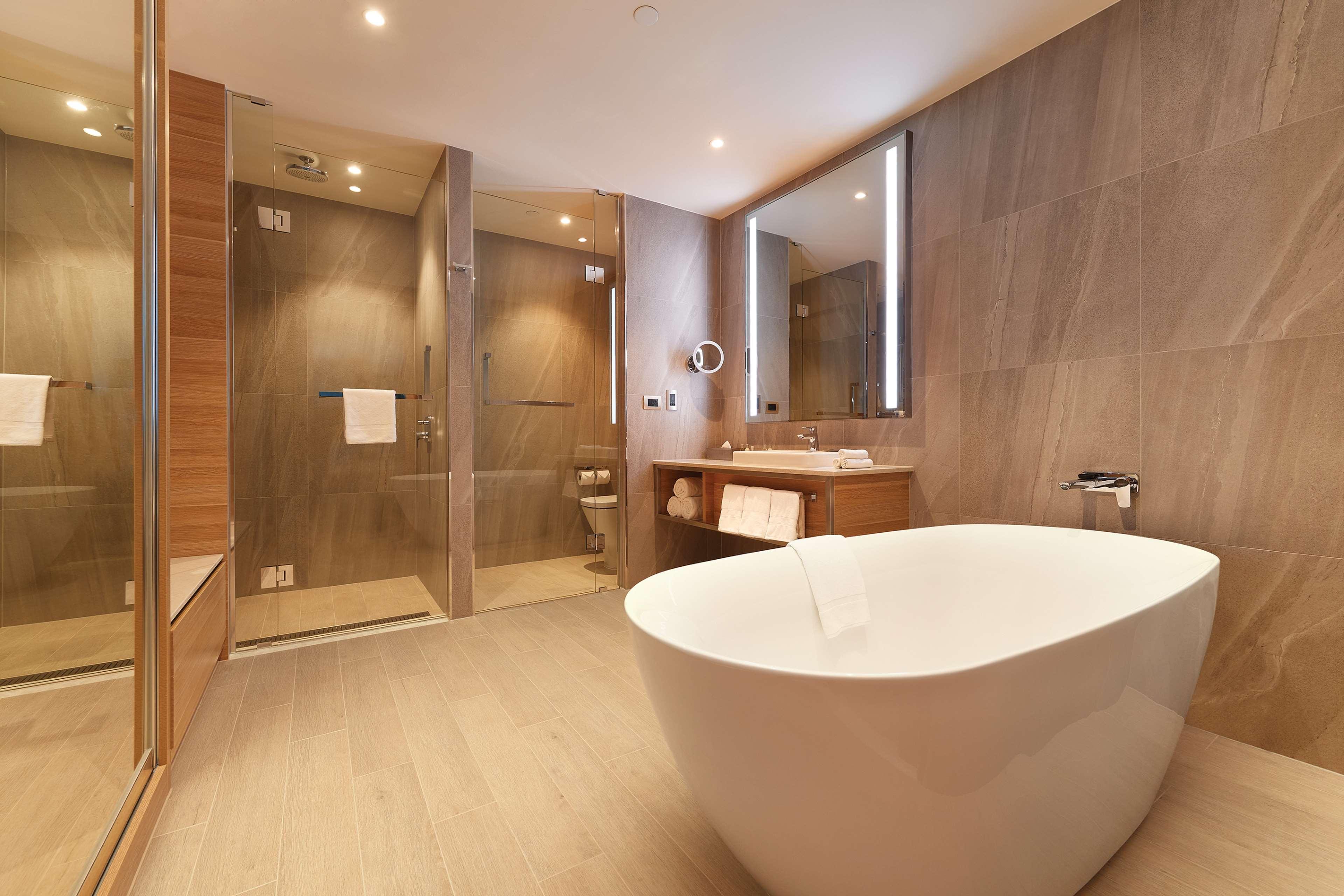 Double Premier River View