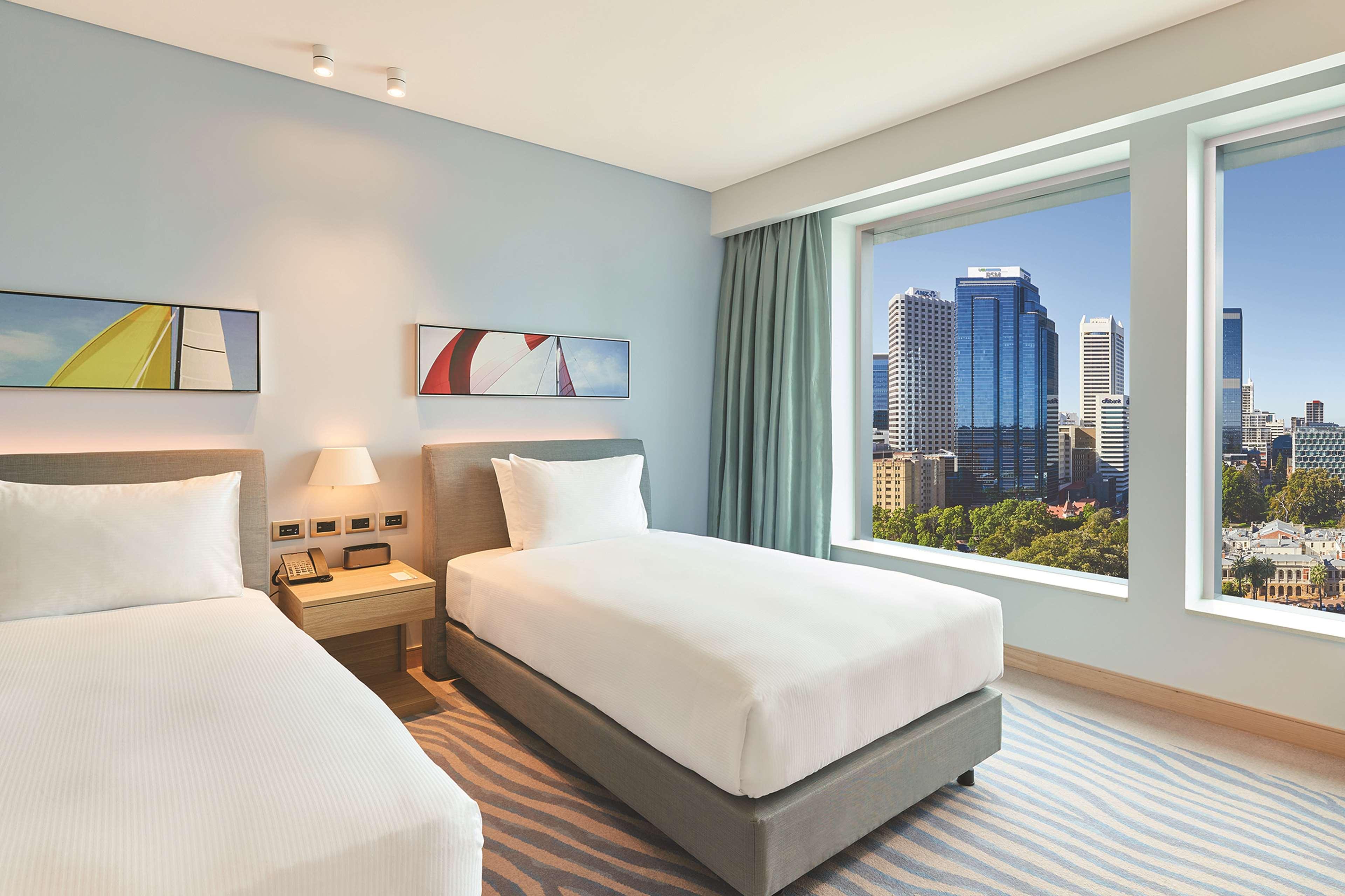 Twin Guest Room City View