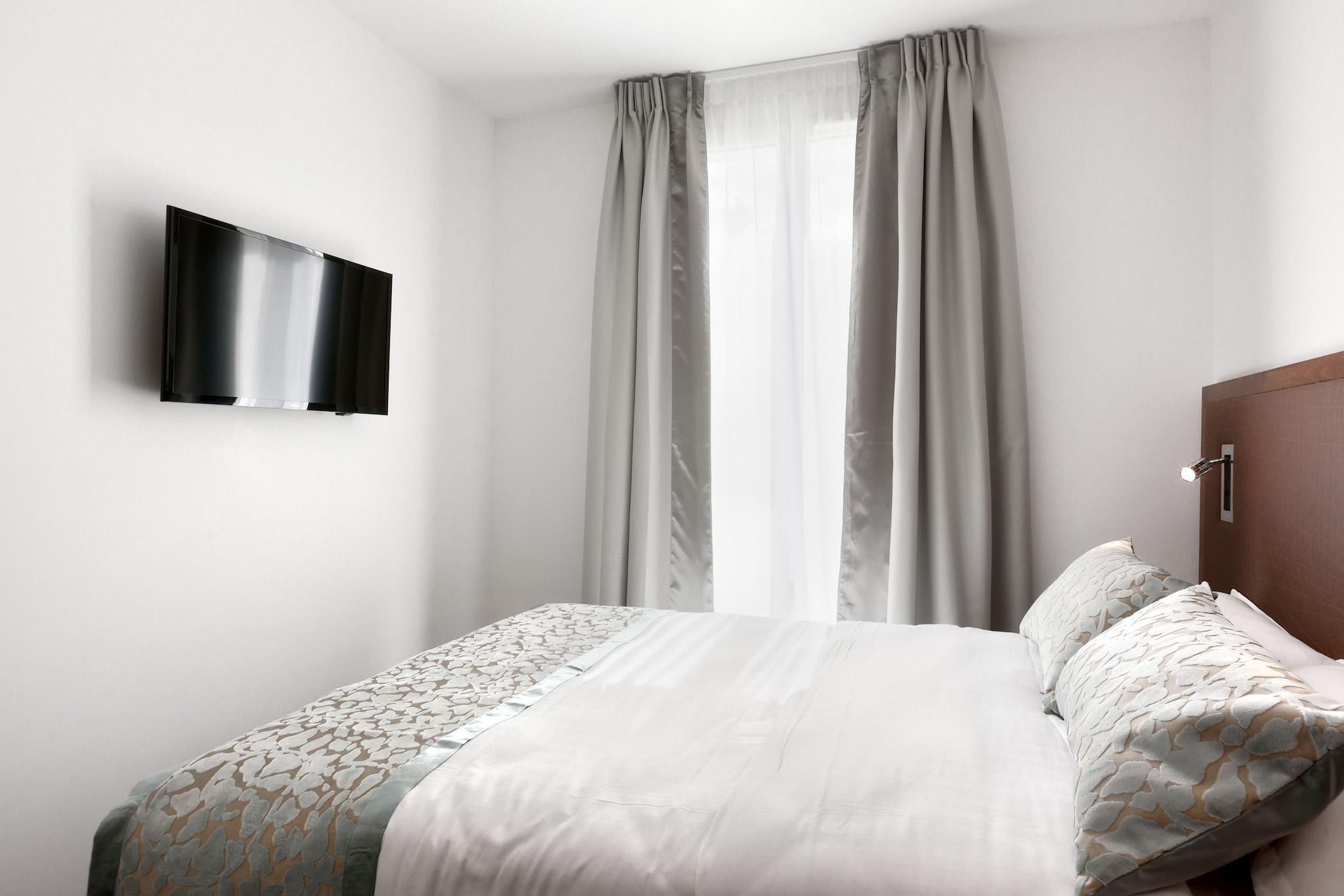 Single with Double Bed