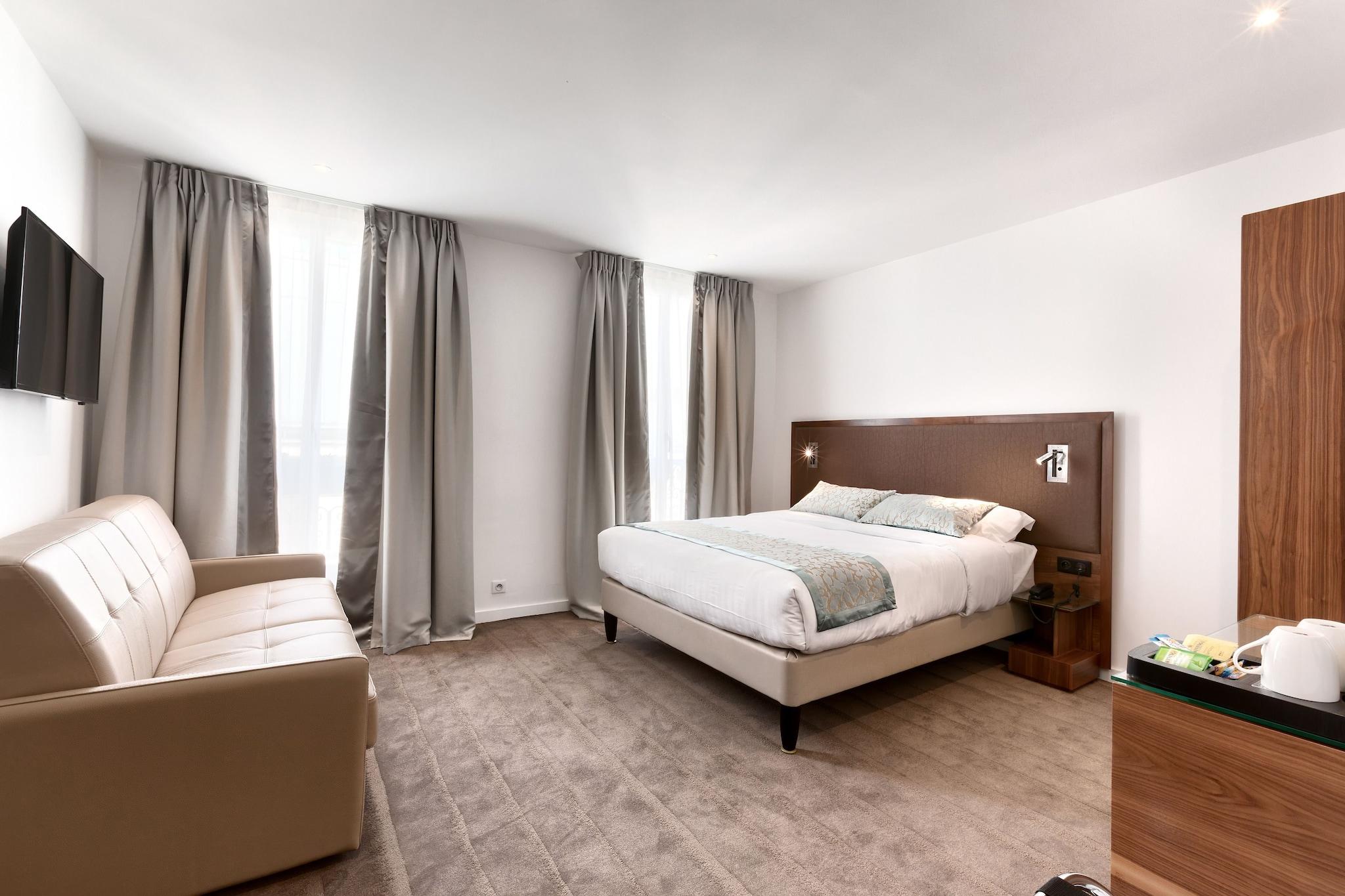 Double Deluxe Queen Bed