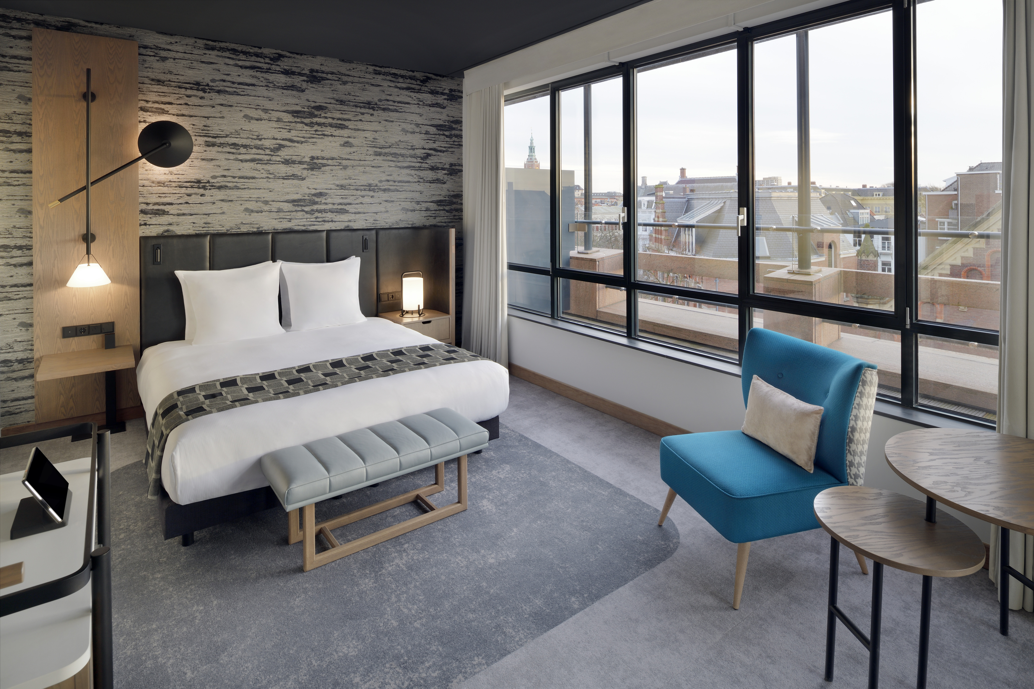 Junior Suite King Size Bed