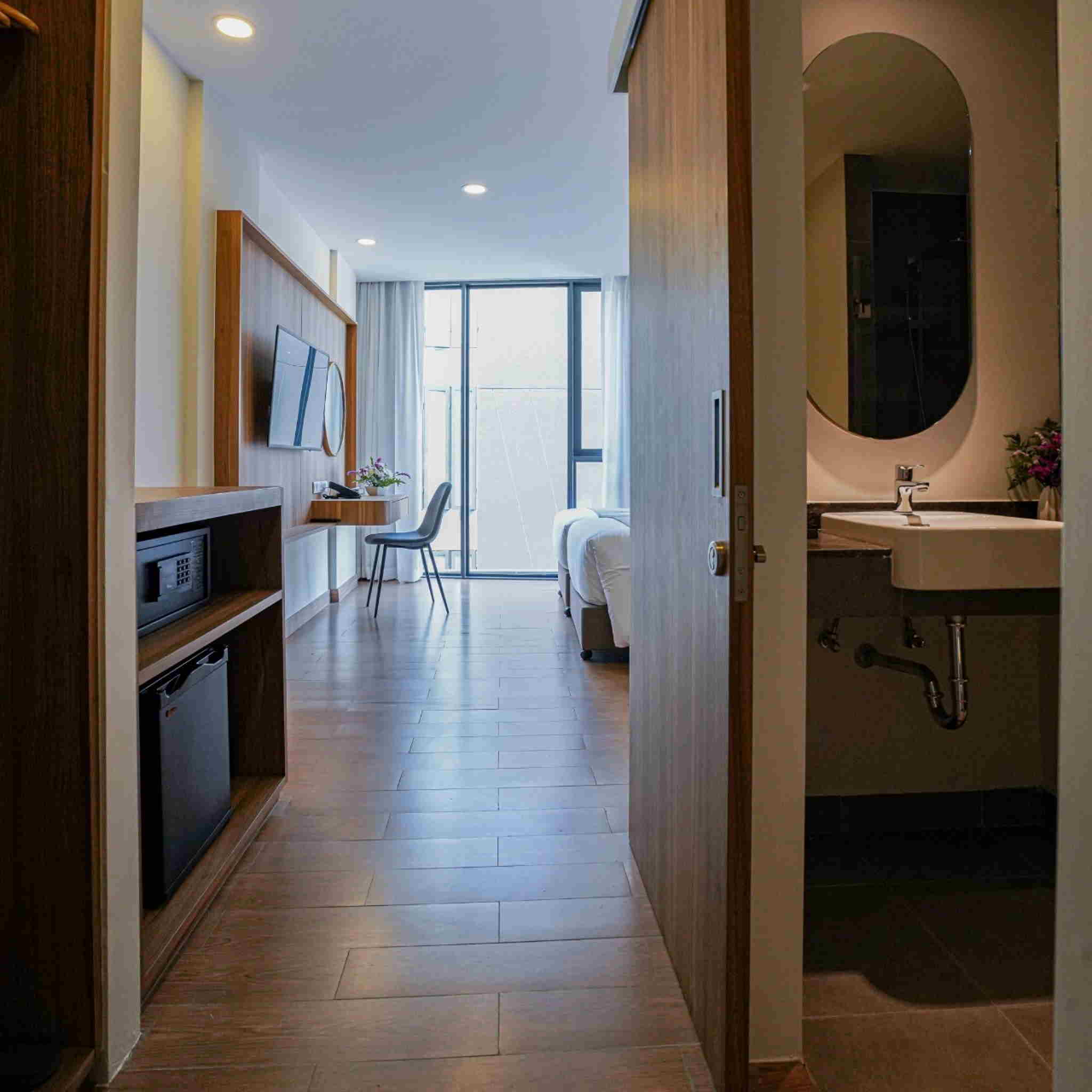 Twin Deluxe Pool View