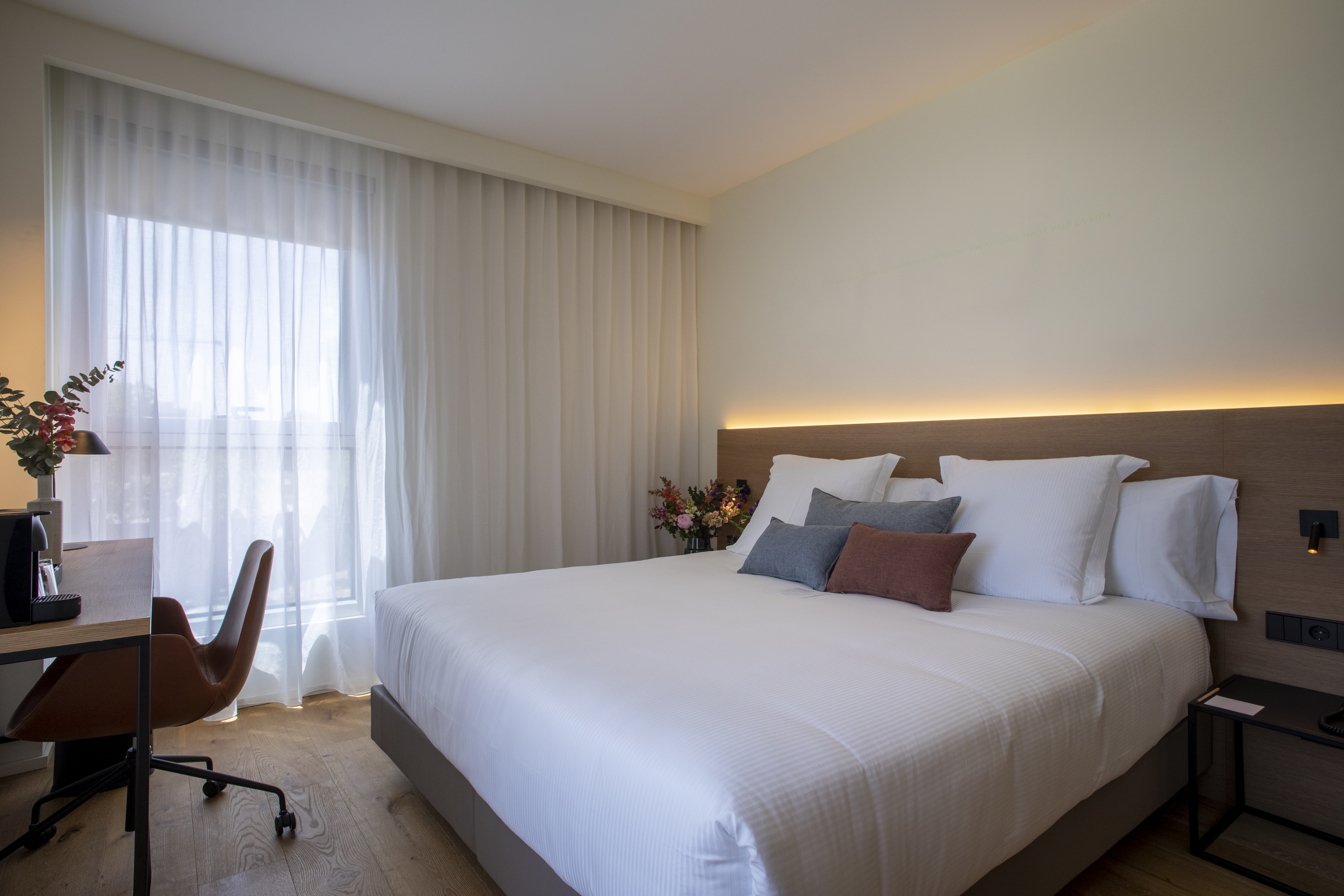 Double Superior Pool View