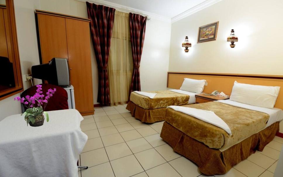 Double or Twin Standard