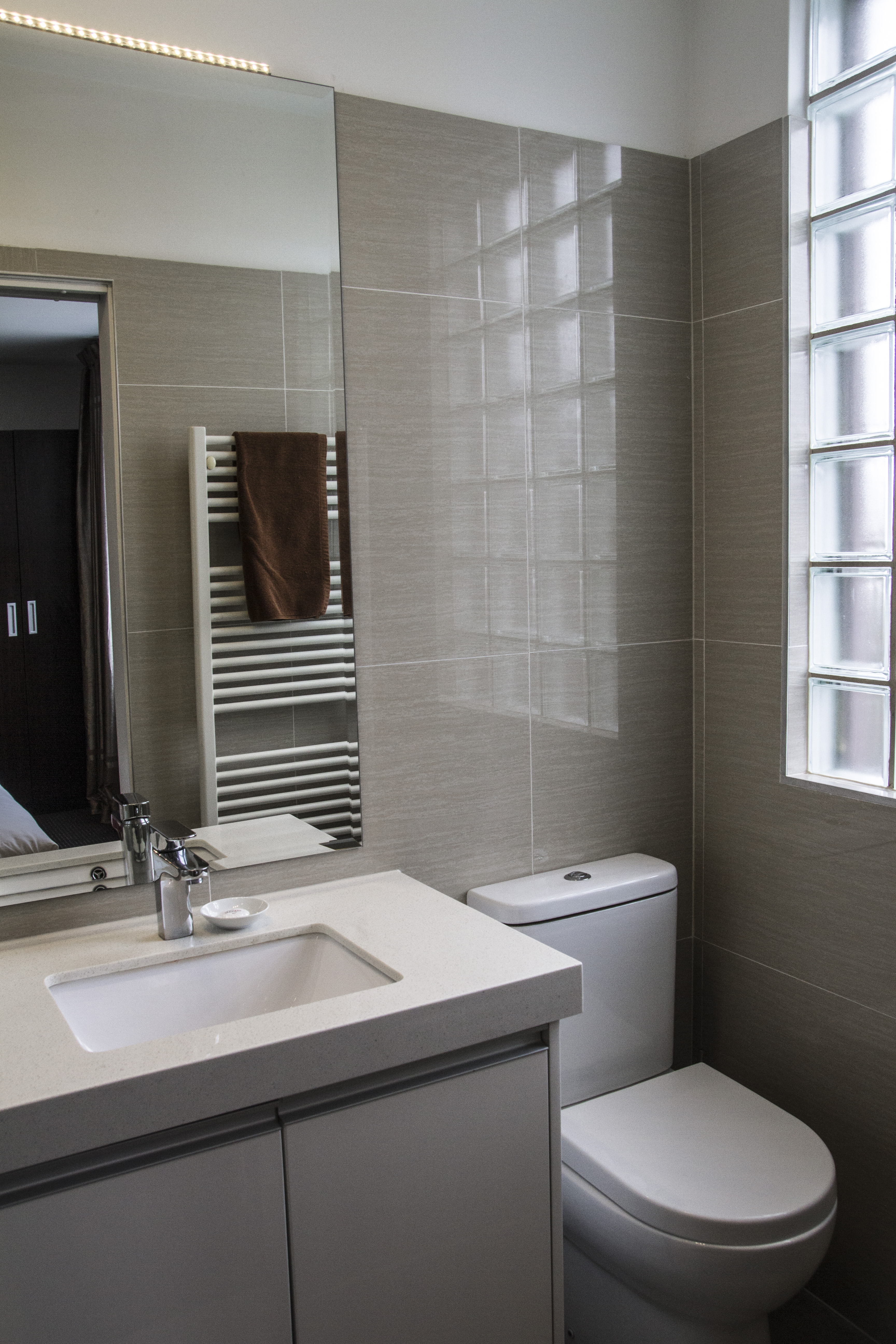 Double Queen Size Bed