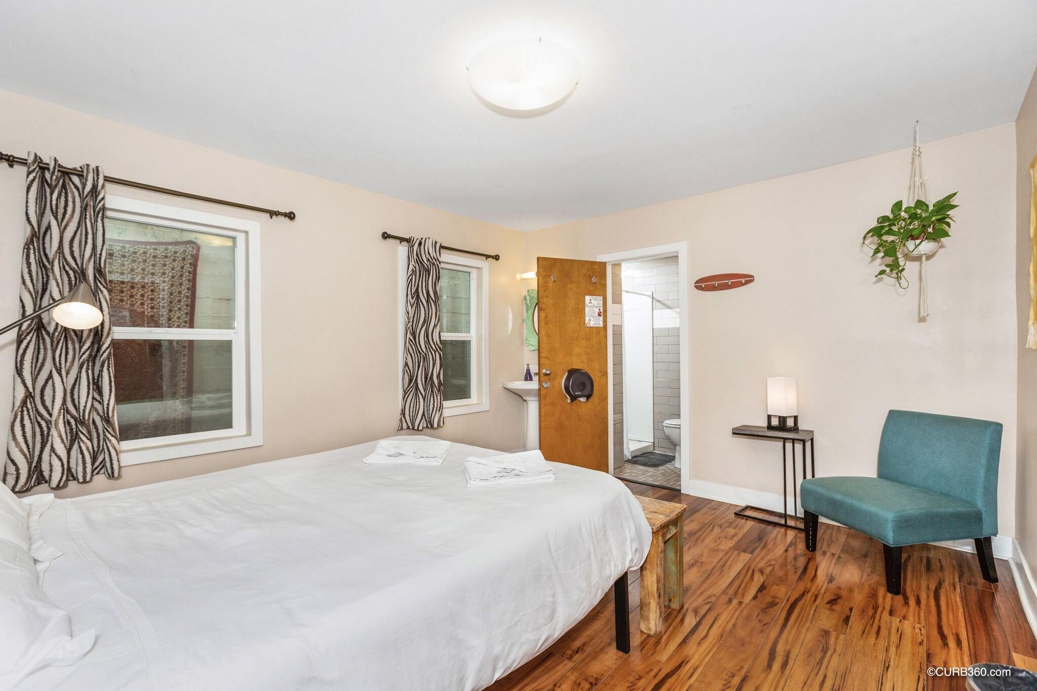 Double Queen Size Bed