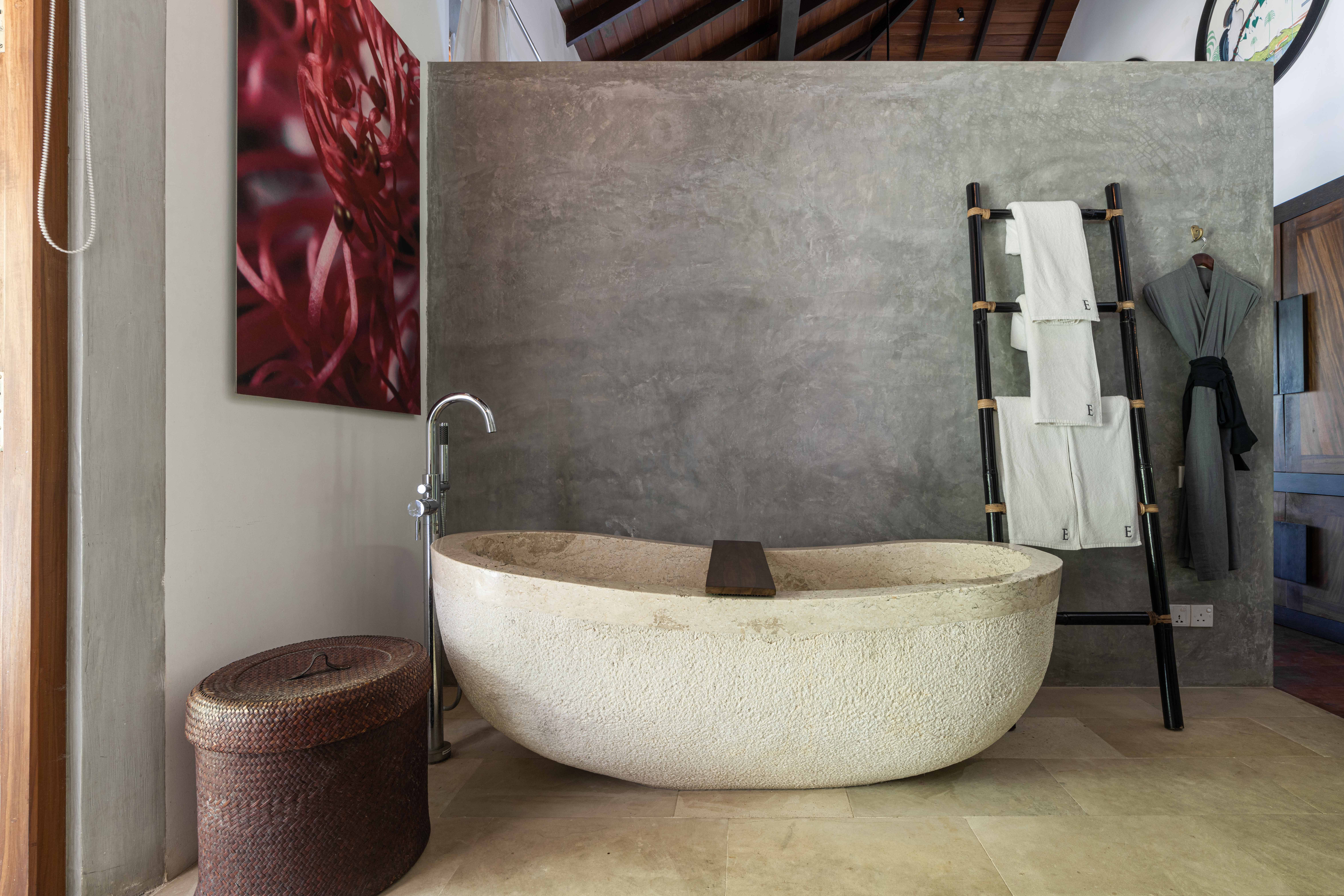 Suite with Air Conditioning