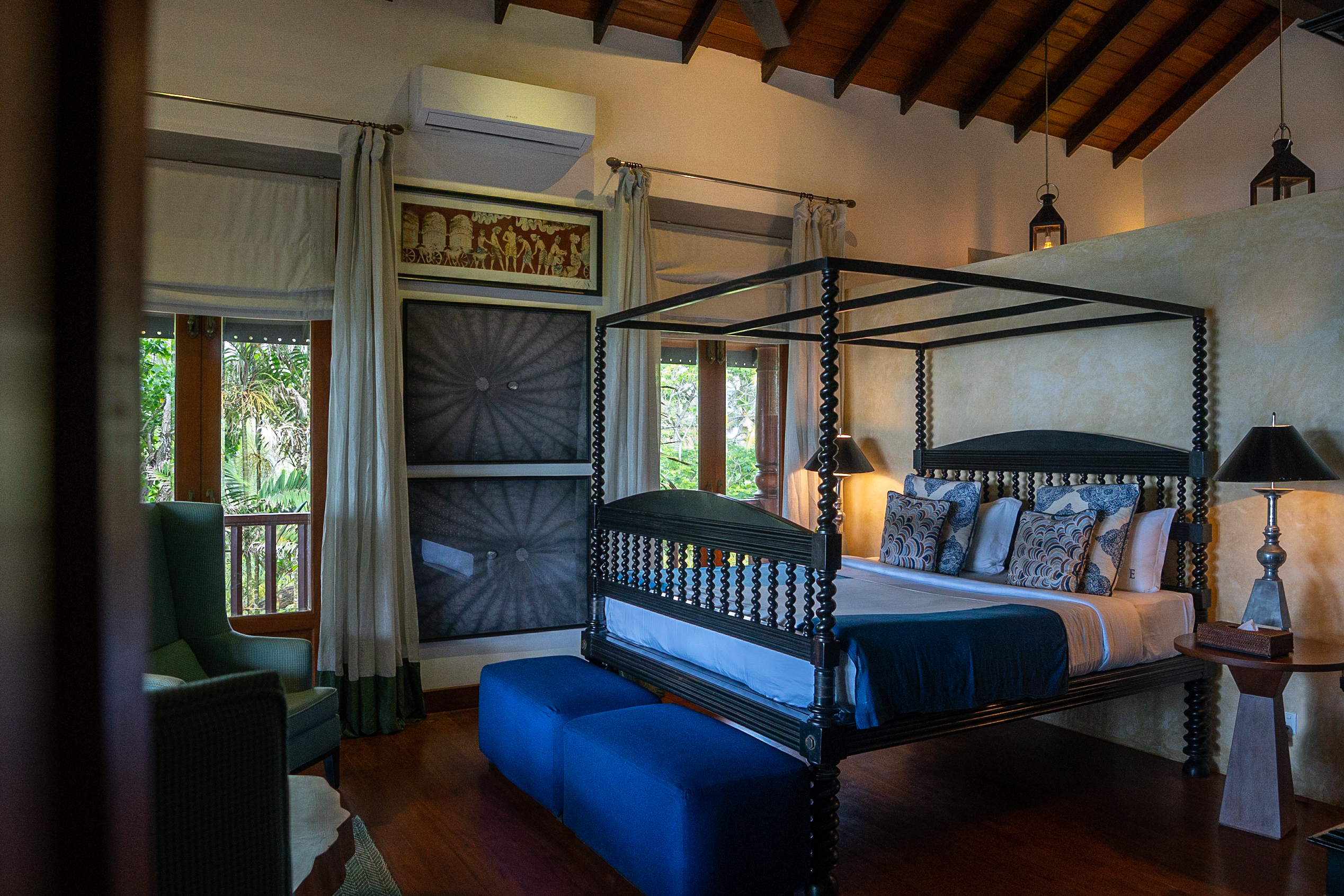 Suite with Air Conditioning