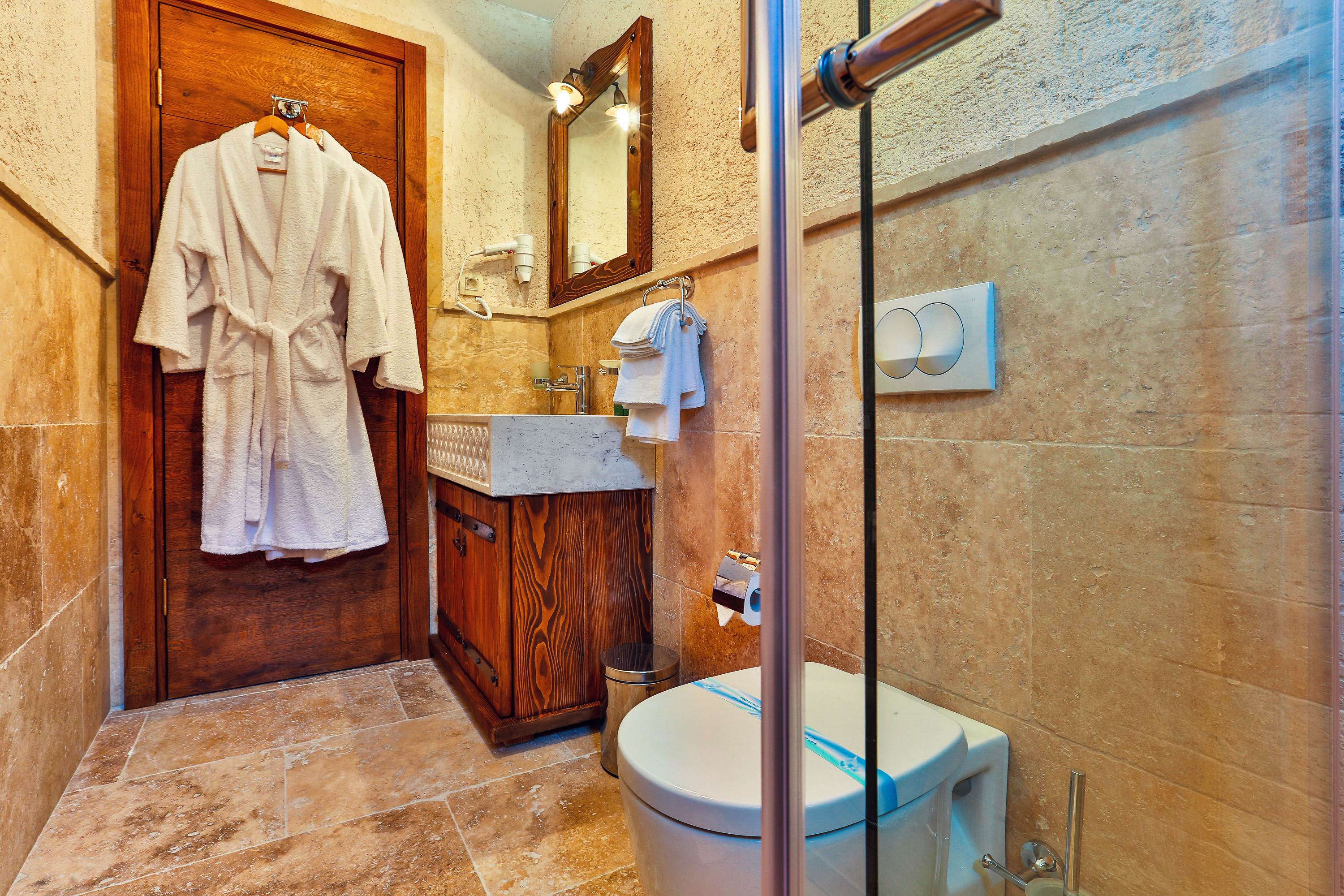 Double or Twin Standard