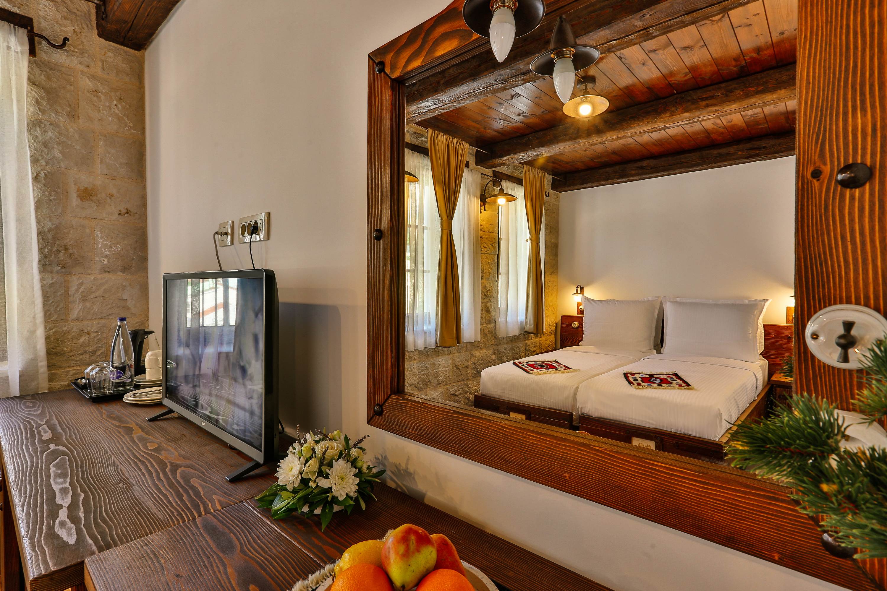 Double or Twin Standard