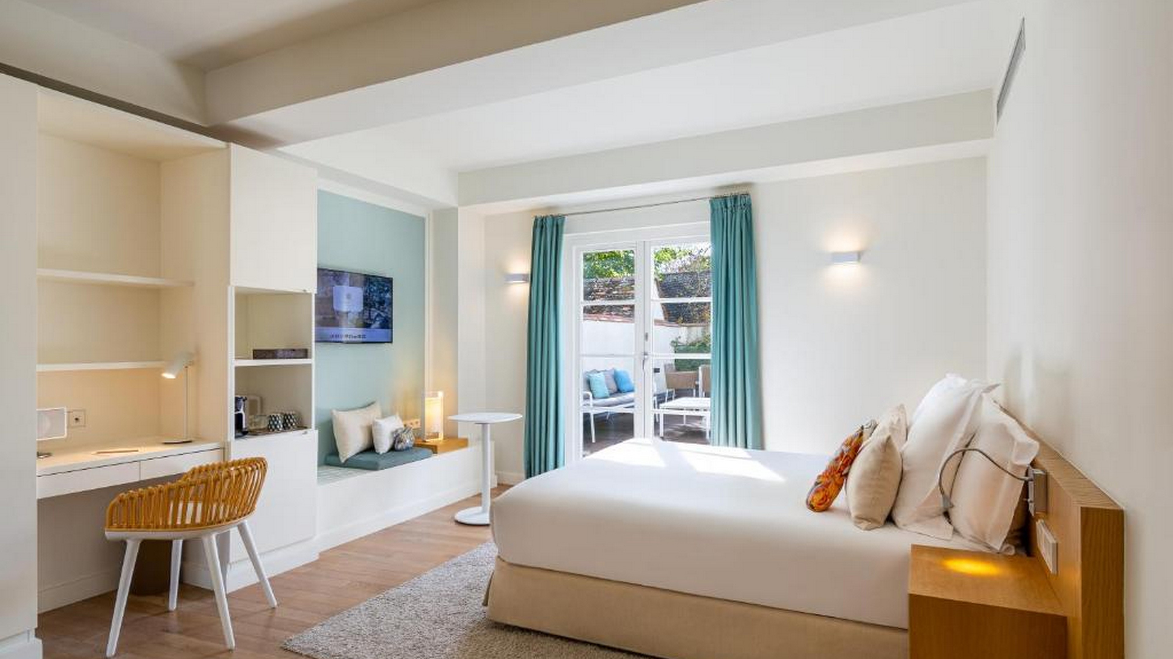 Double Superior with Terrace