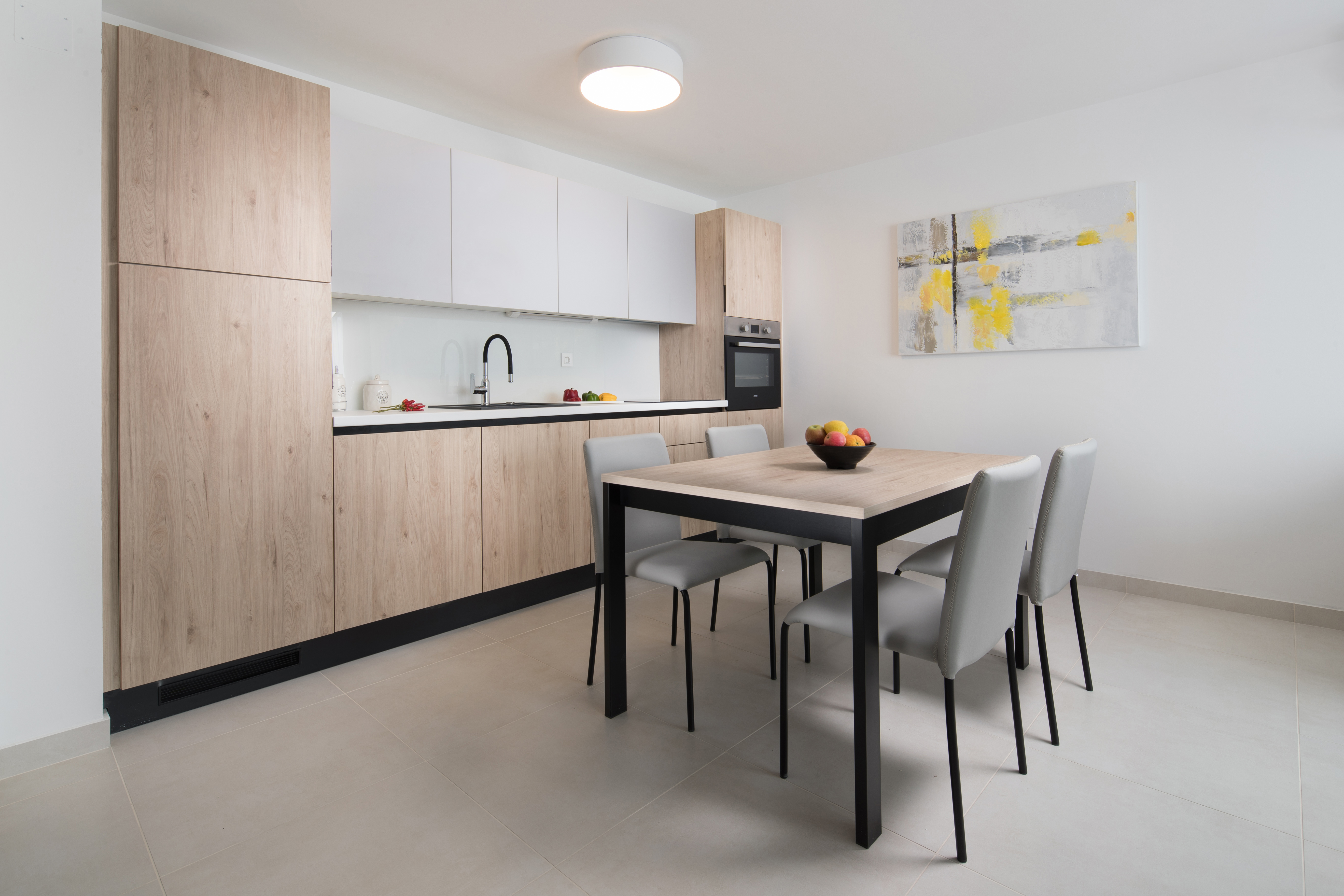 Apartment Capacity 4