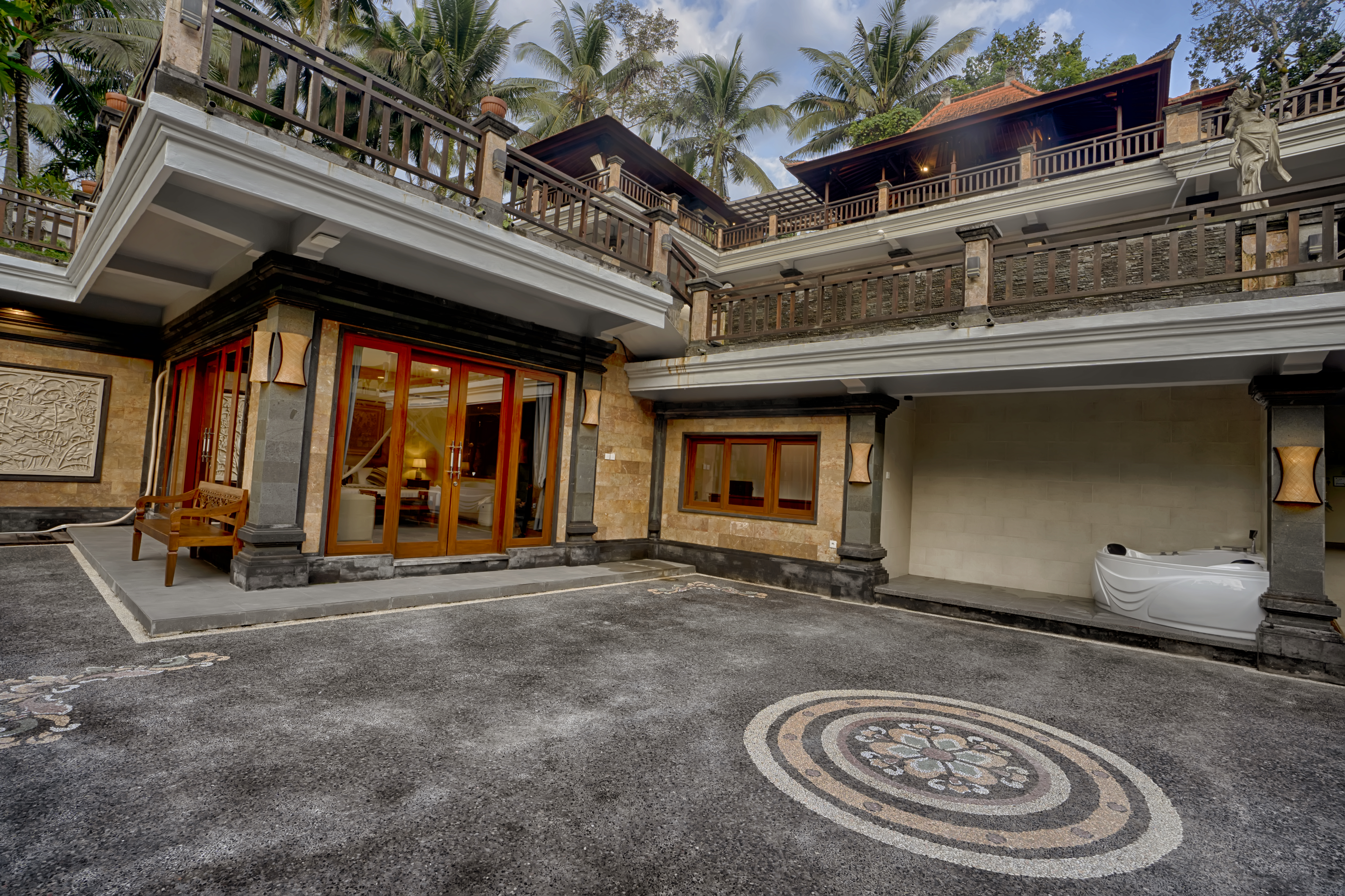 Double Deluxe One Bed