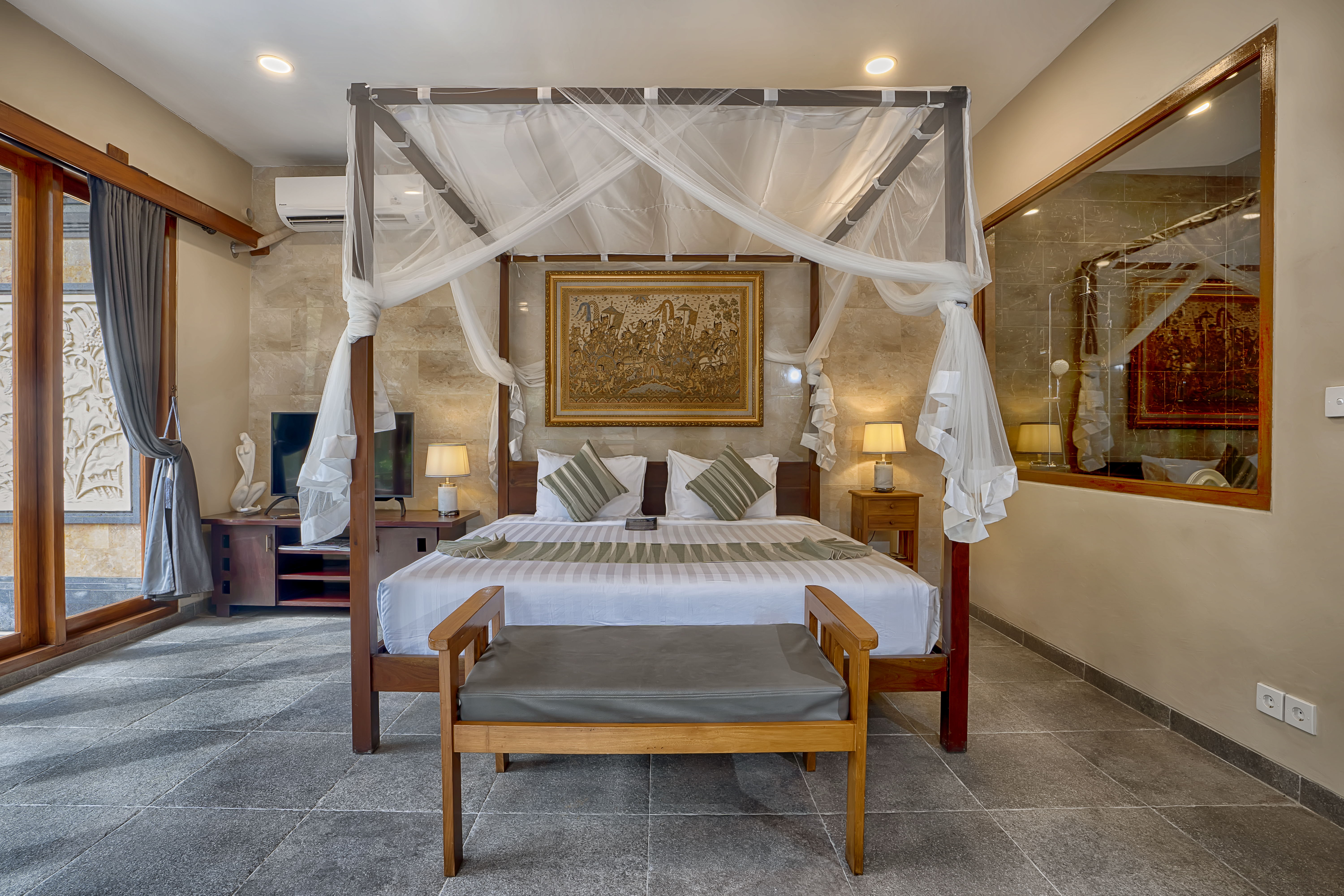 Double Deluxe One Bed