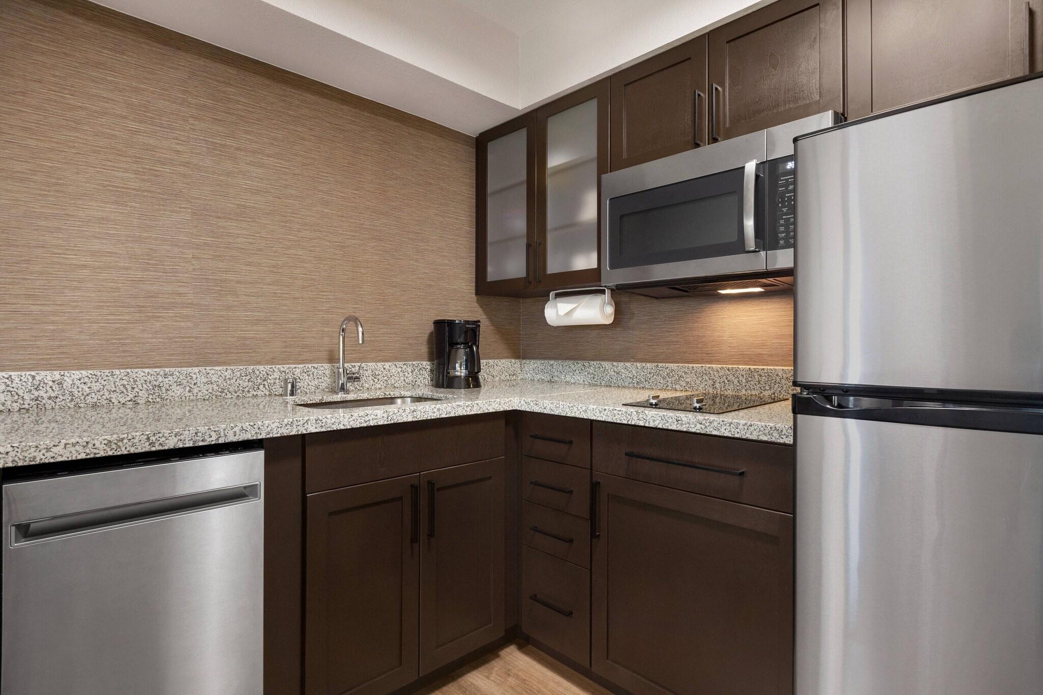 Studio Queen Size Bed