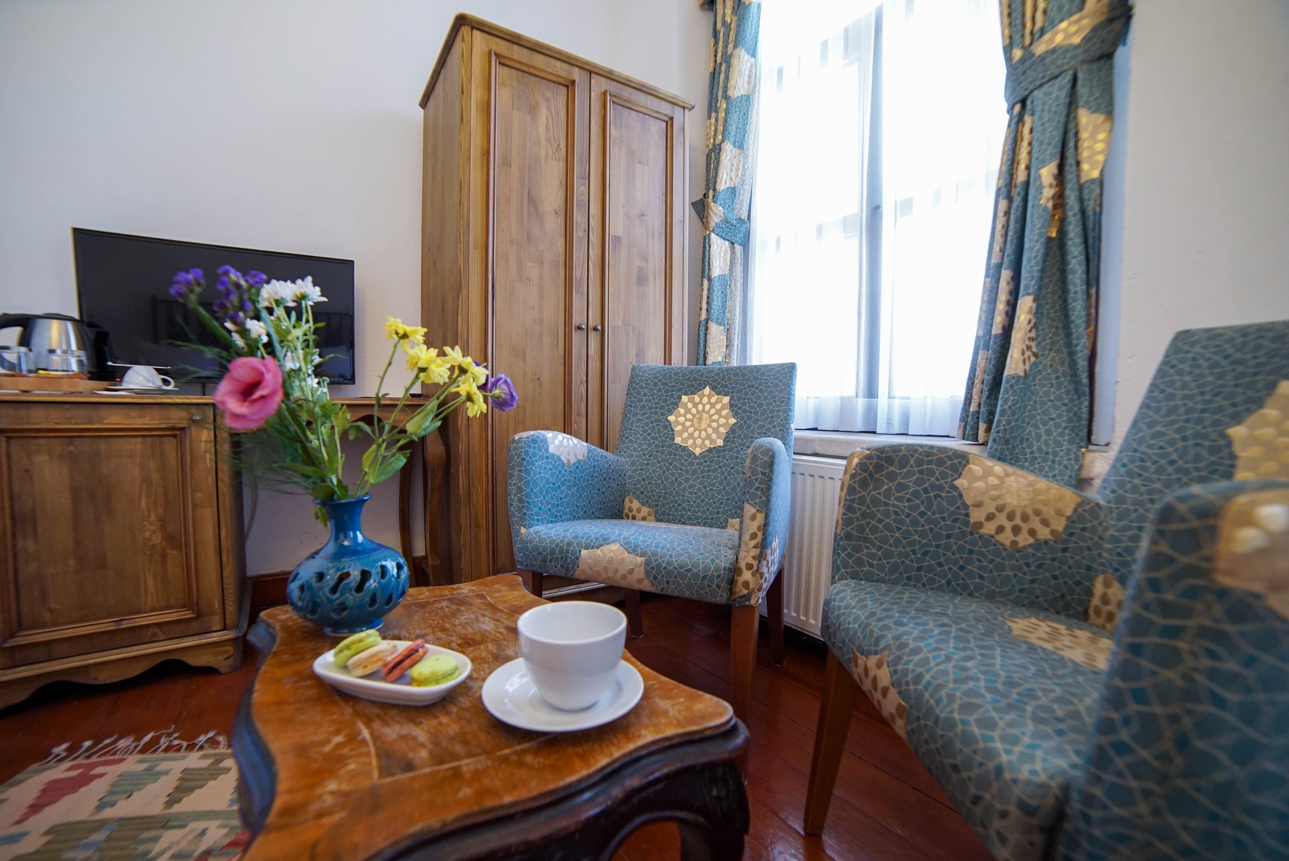 Double or Twin Standard