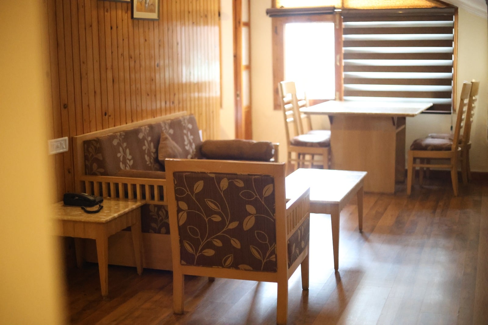 Family Room Capacity 4