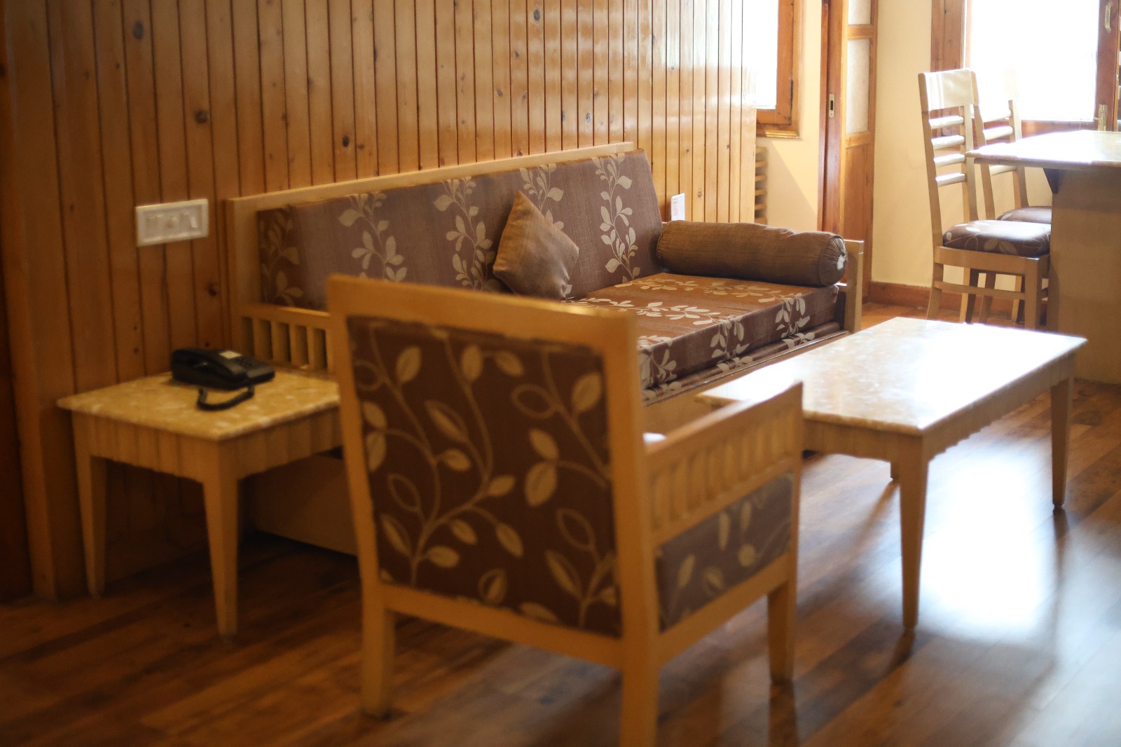 Family Room Capacity 4