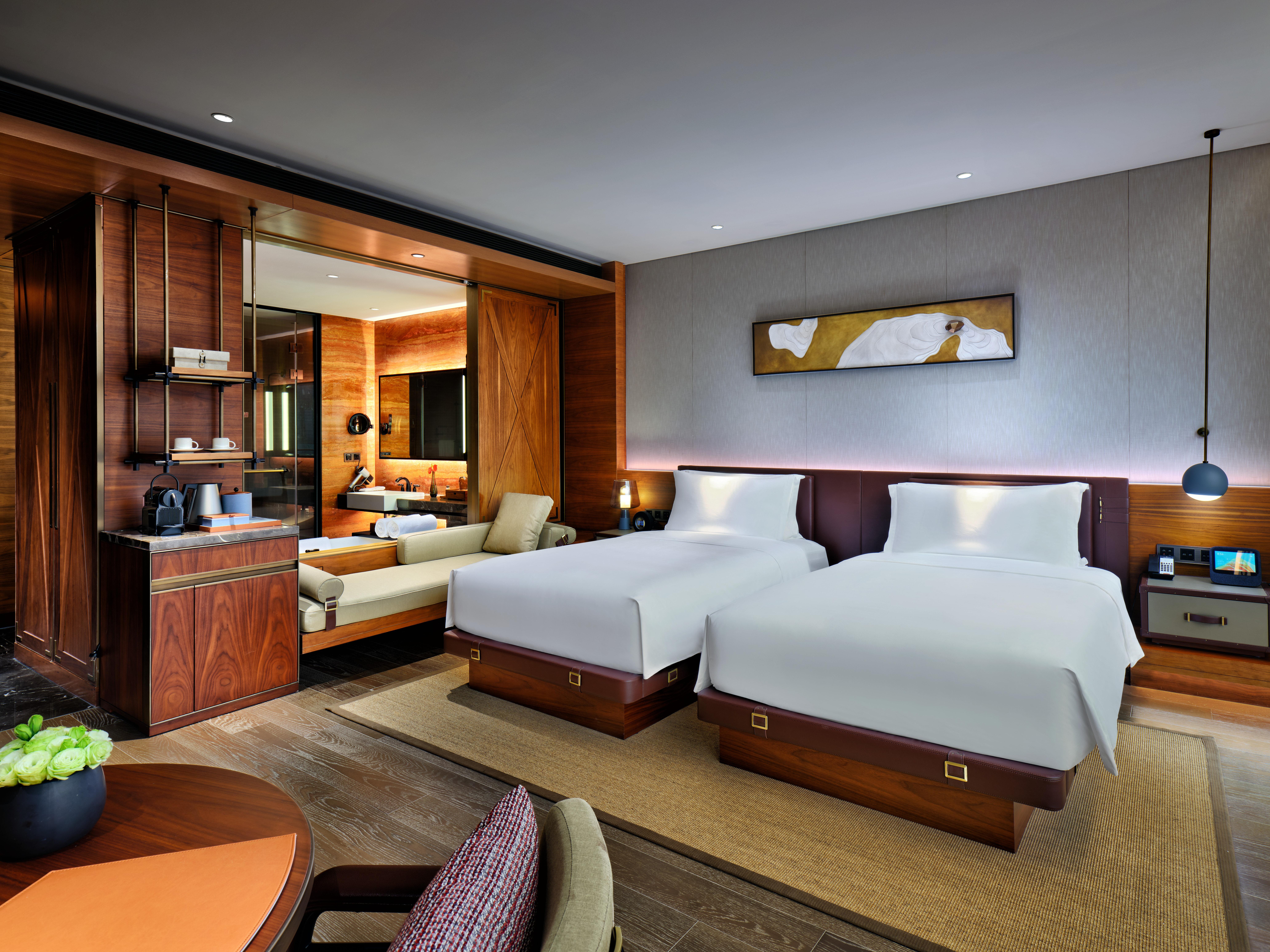 Twin Classic with Balcony