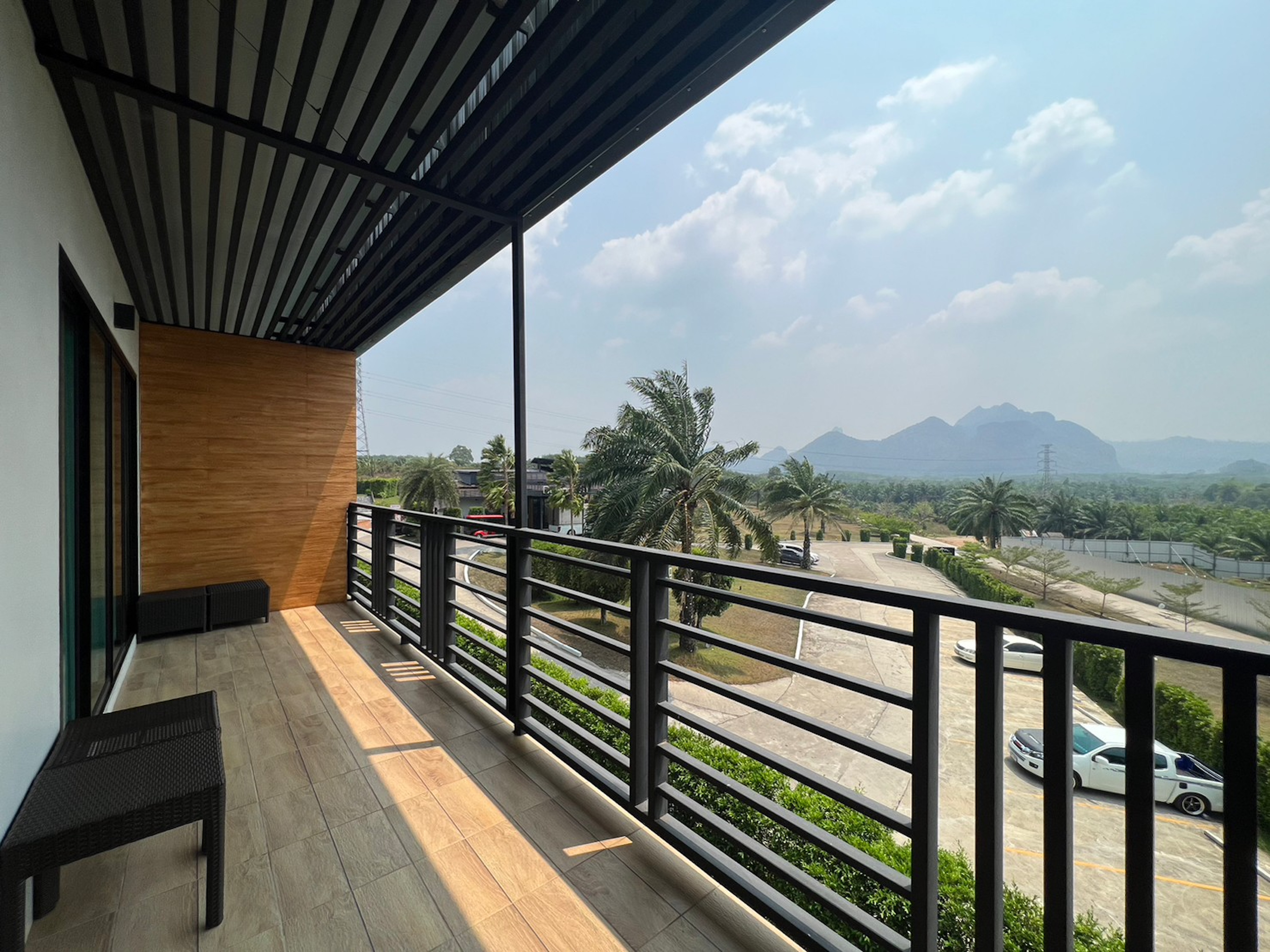 Family Room Mountain View