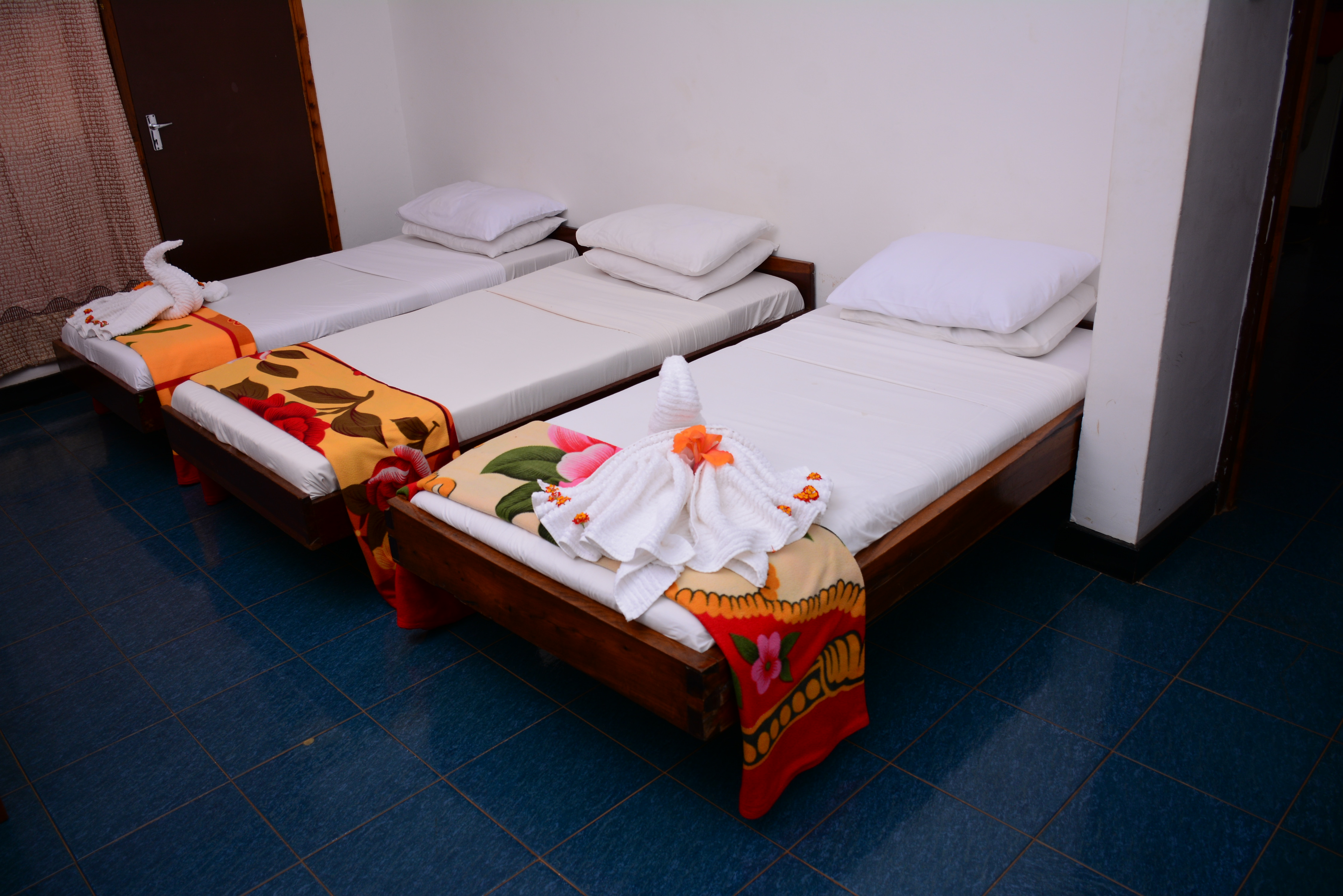 Double No Air Conditioning