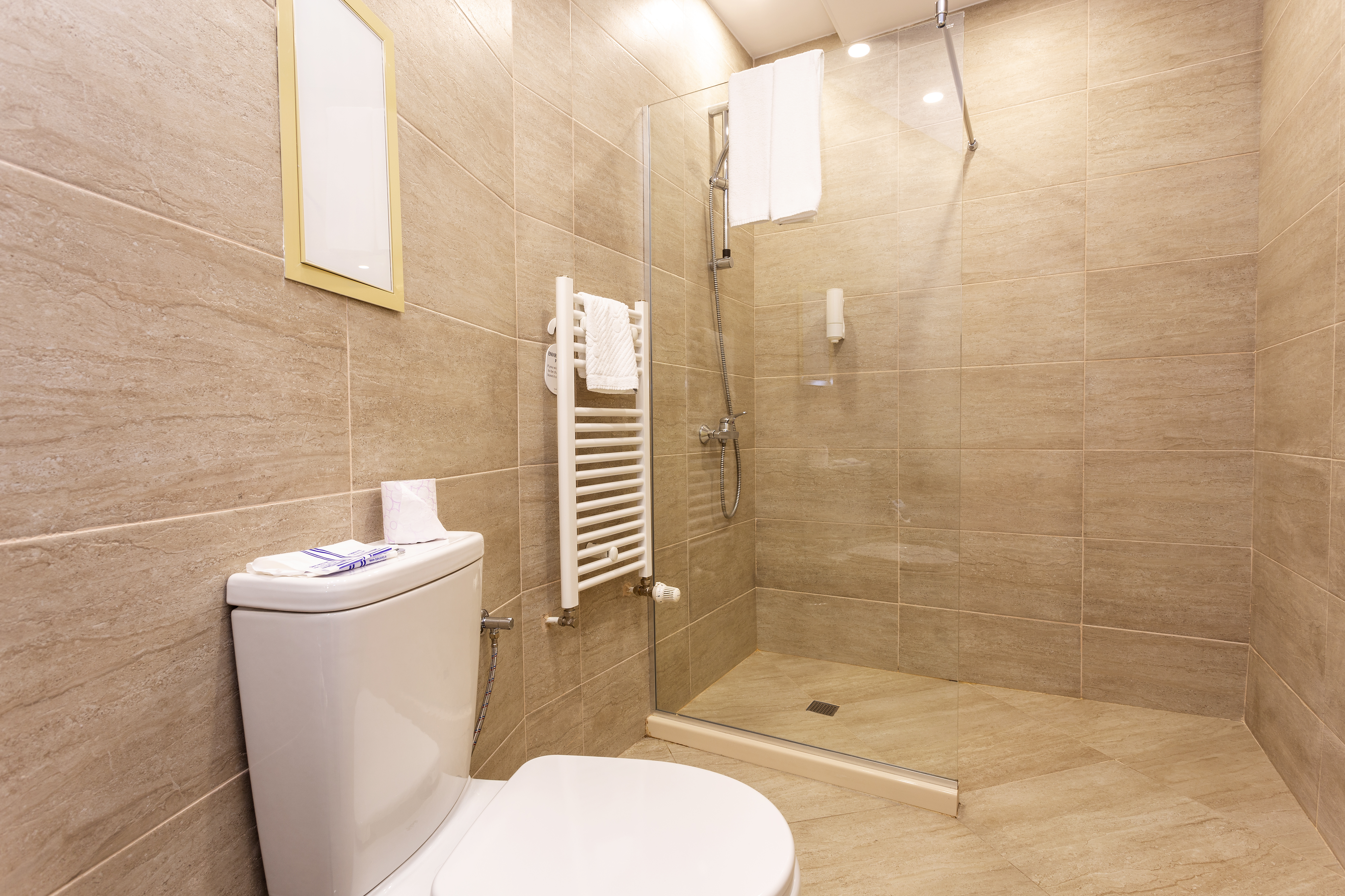 Double Business King Bed