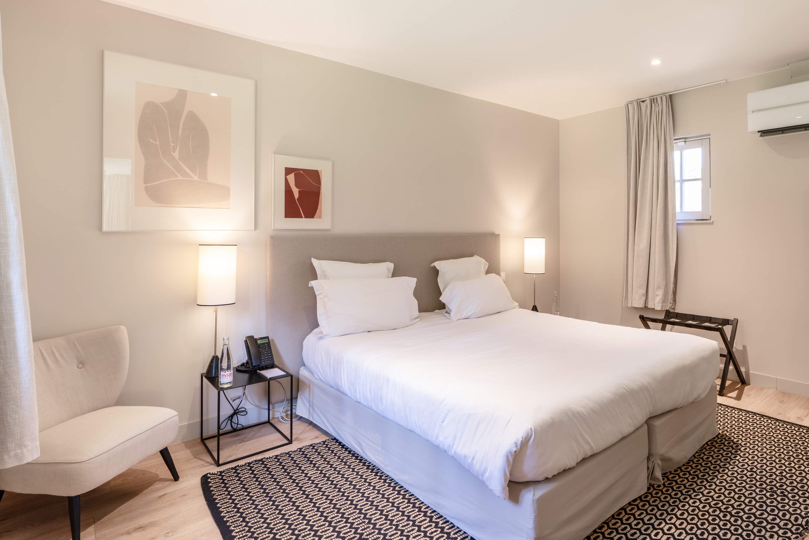 House Deluxe Capacity 4