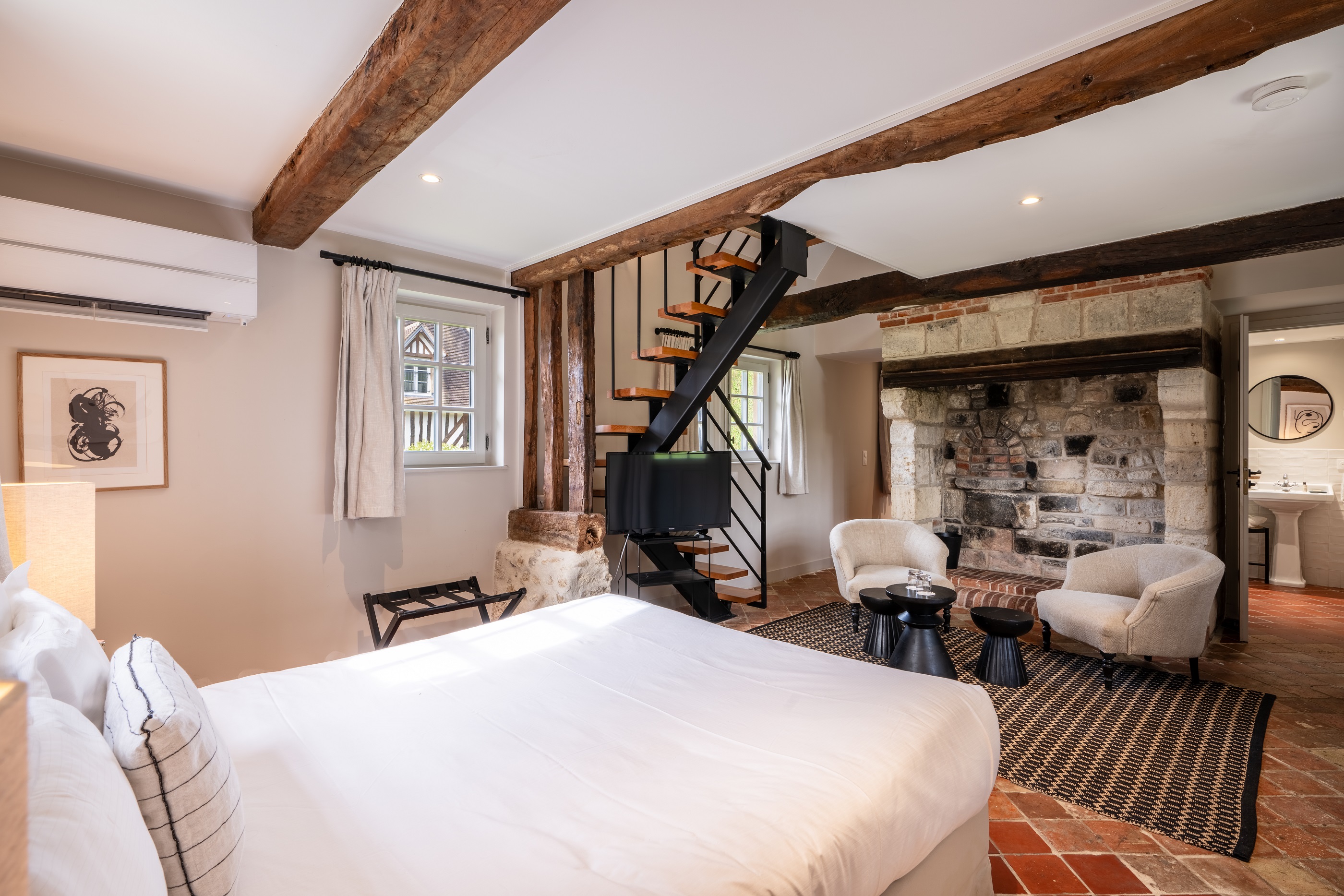 House Deluxe Capacity 4