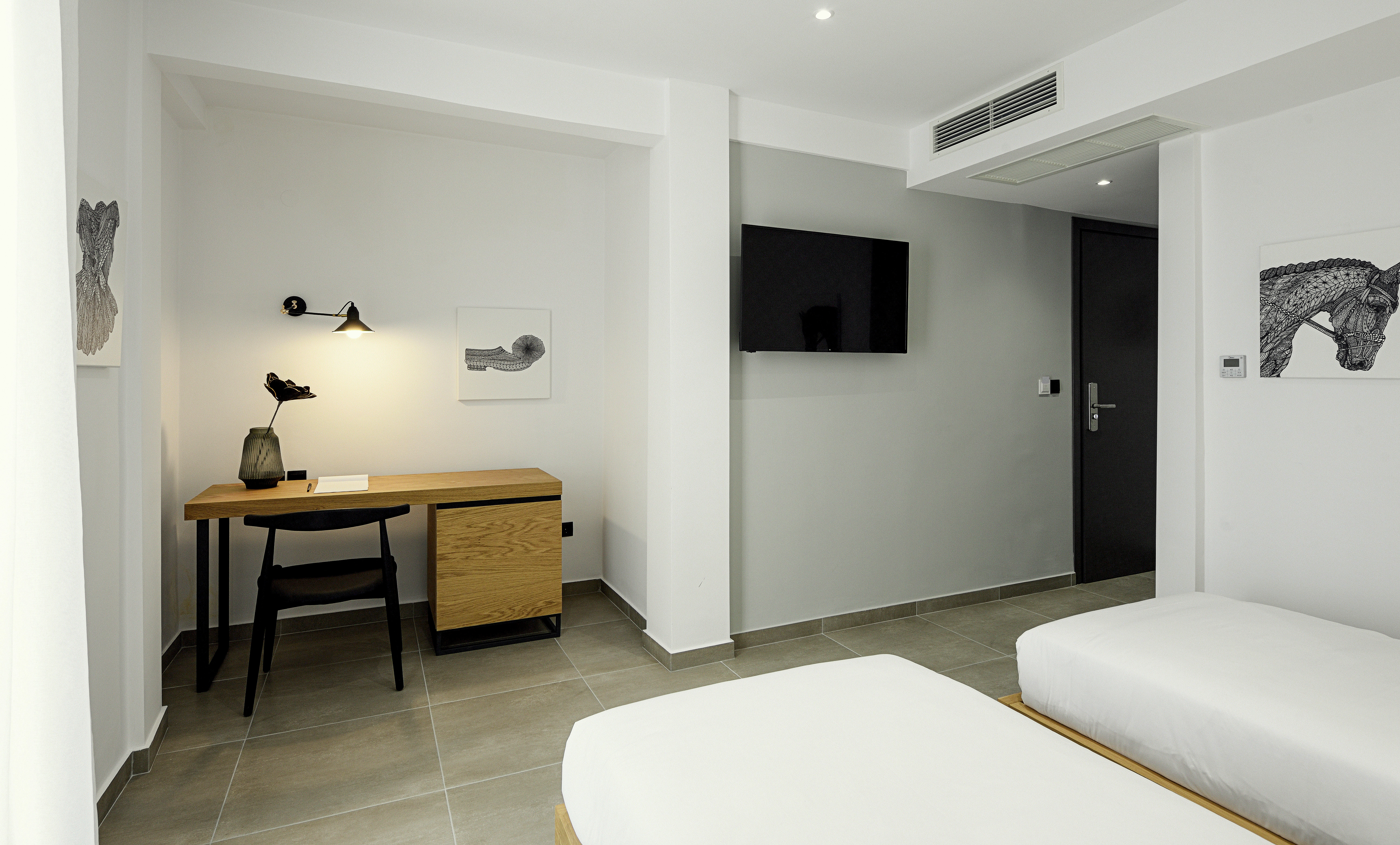 Double or Twin Standard